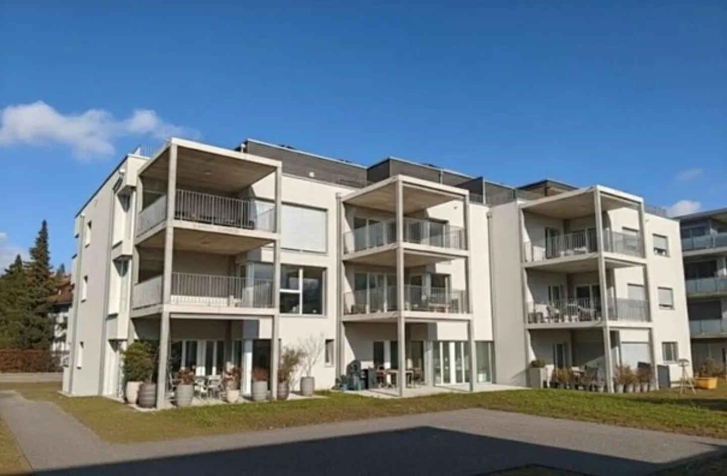 Erstbezug: Stilvolle 3.5-Zimmer-Wohnung im 1. OG - Photo 5 sur 7