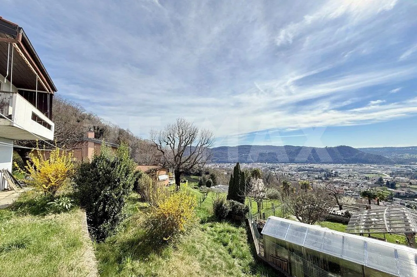 La vue ? Spectaculaire ! Le potentiel ? Encore plus. - Photo 6 sur 10