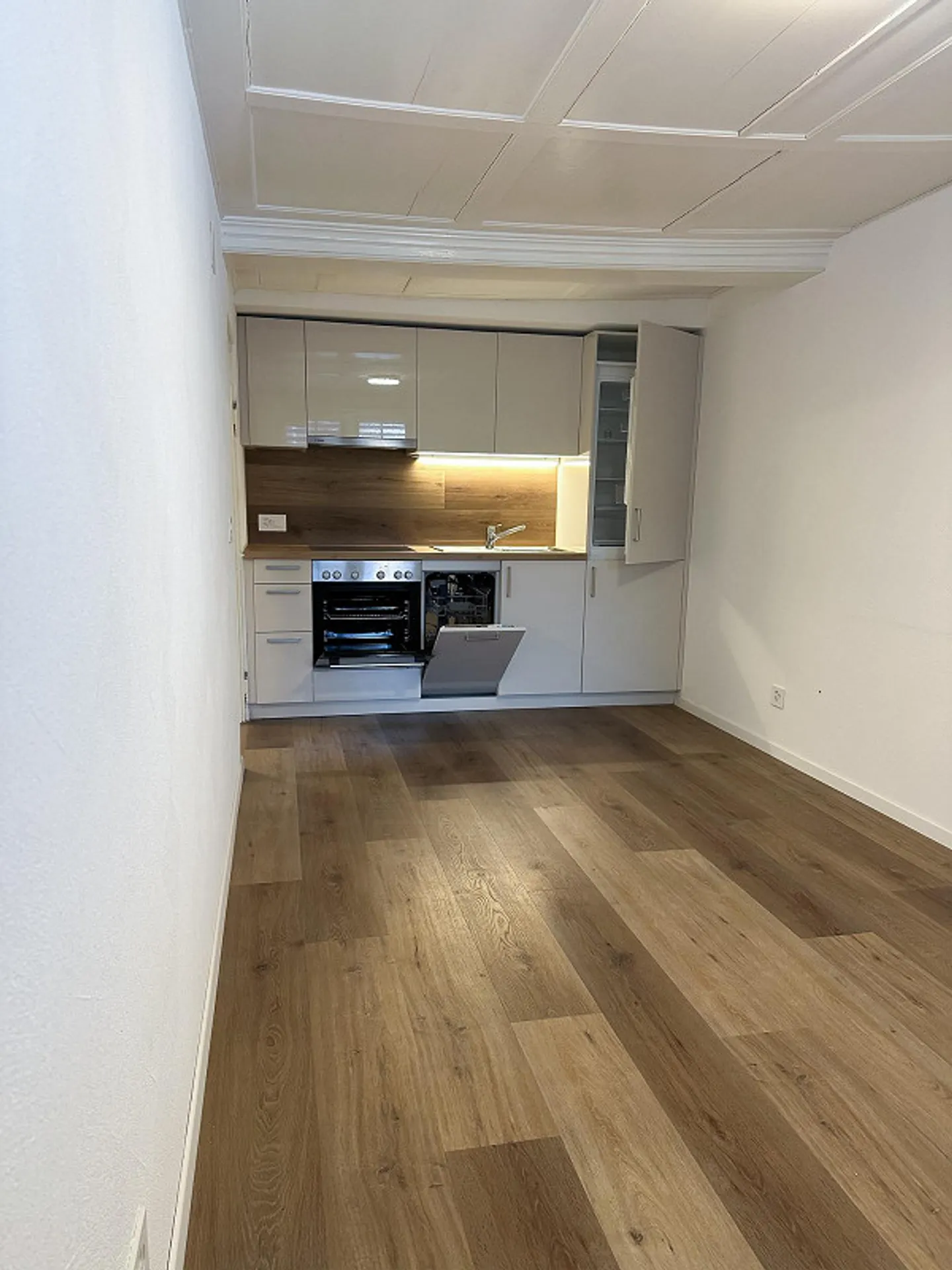 Appartamento ristrutturato di 2,5 locali nel centro di Altstätten - Foto 2 di 10