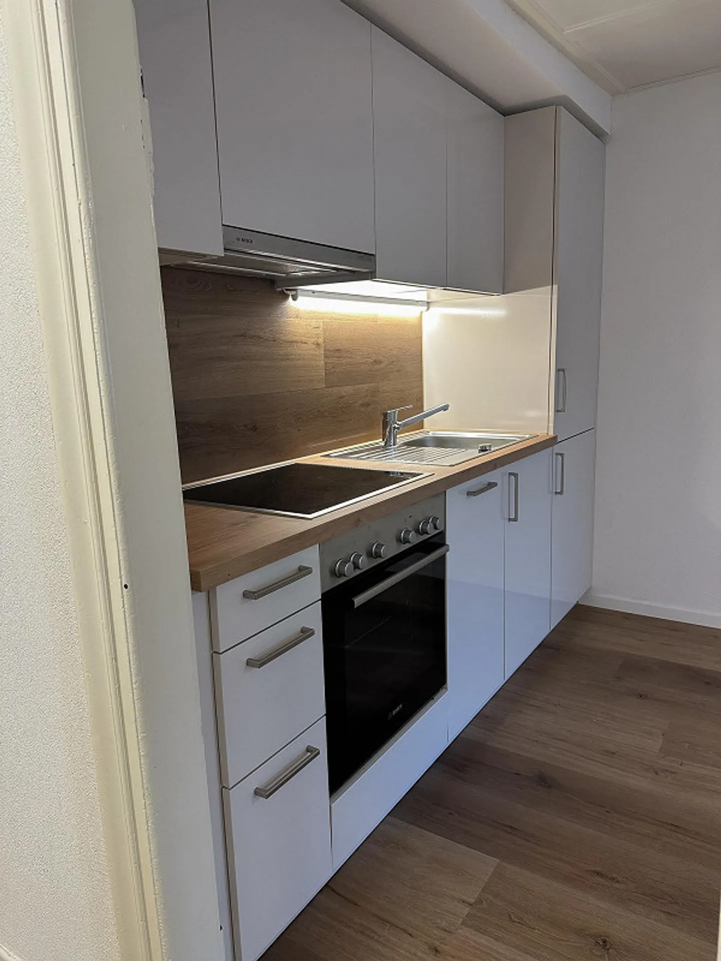 Appartamento ristrutturato di 2,5 locali nel centro di Altstätten - Foto 5 di 10