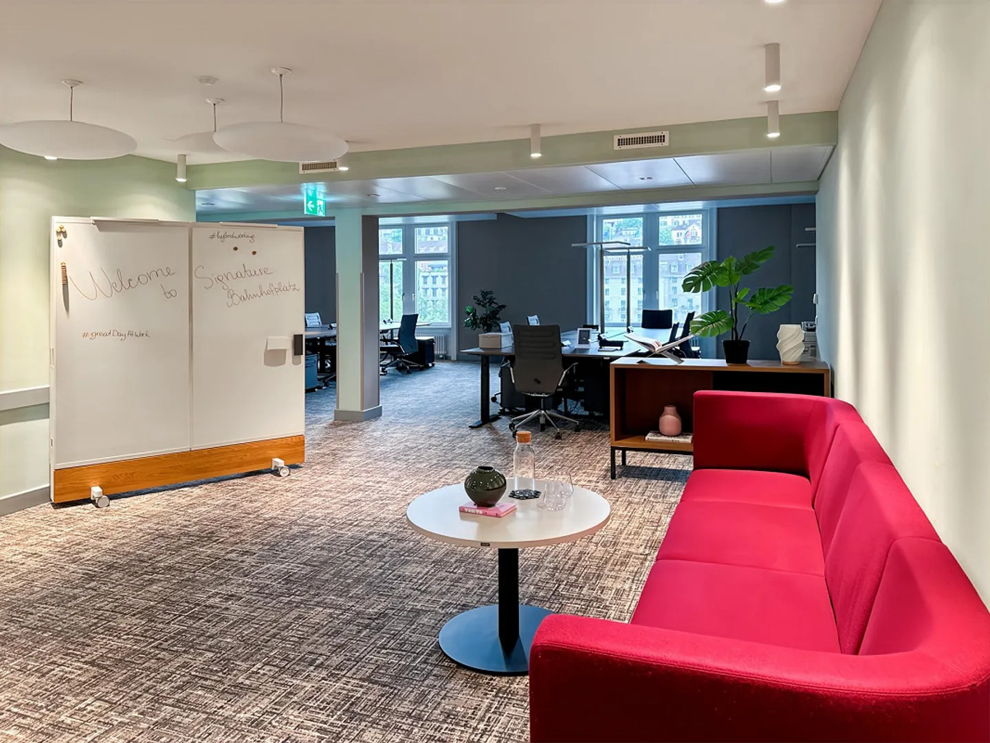 All-inclusive access to professional office space for 1 person at Signature Bahnhofplatz - Photo 4 of 13