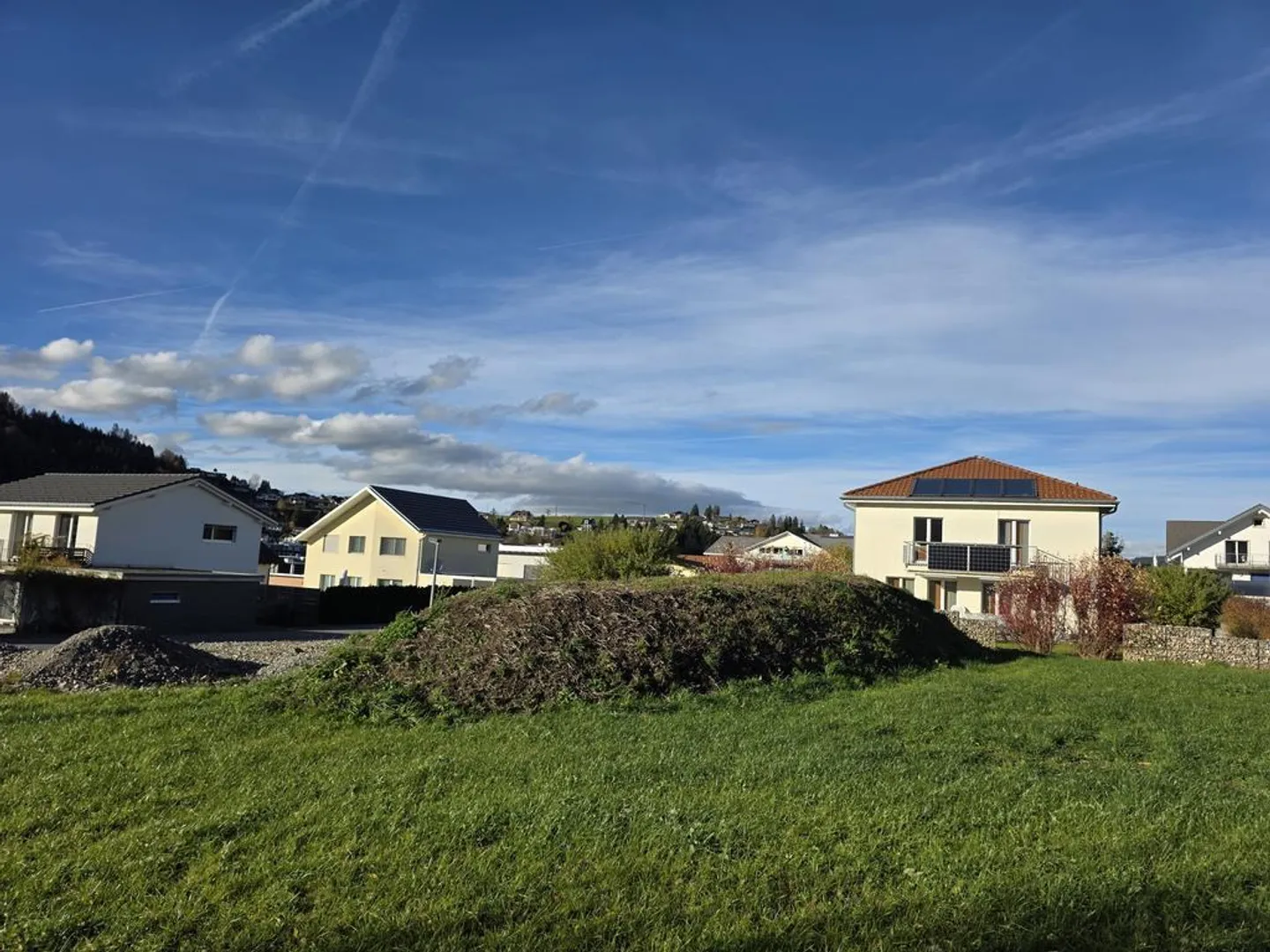 Dernière parcelle de terrain à bâtir à vendre - Photo 2 sur 2