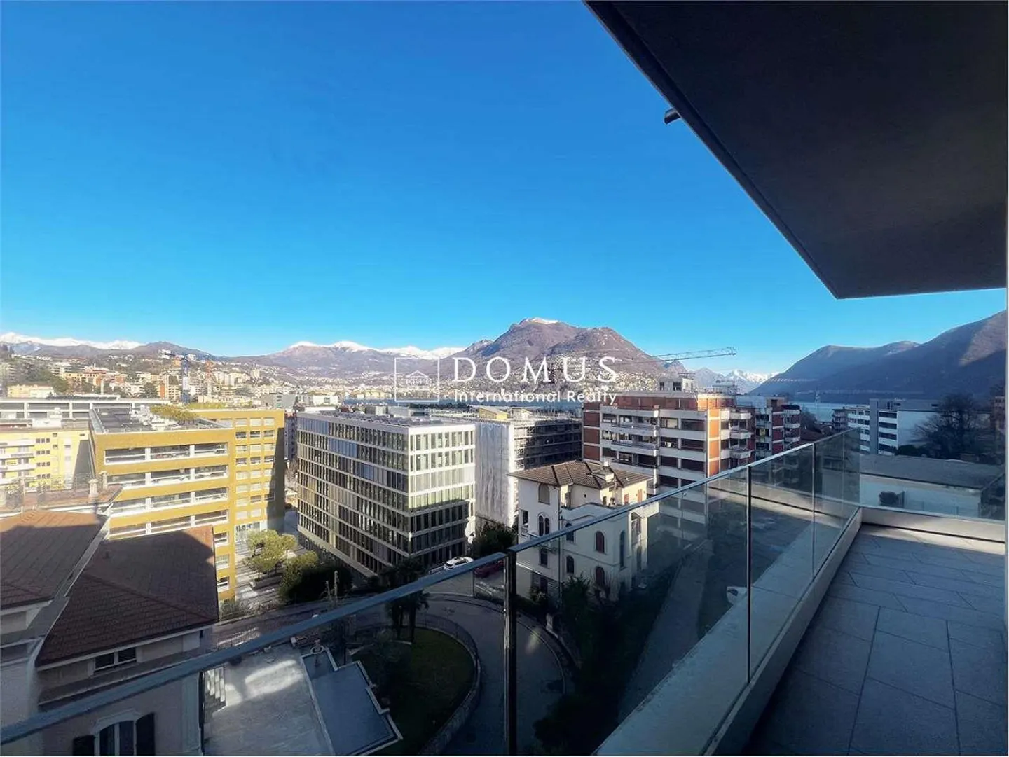 Wonderful luxury apartment in Paradiso - Photo 6 of 13