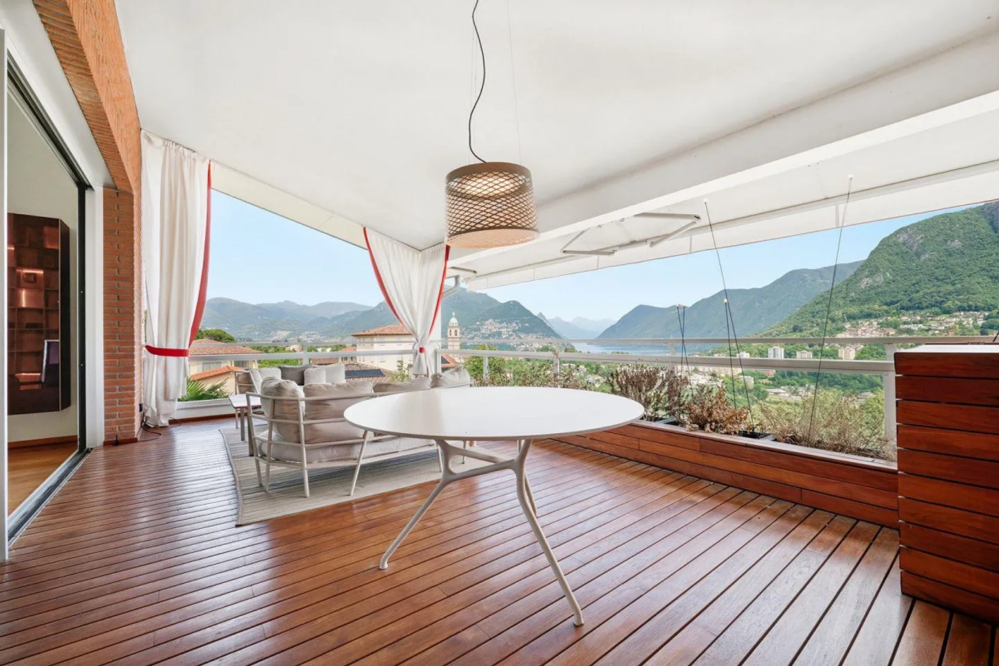 Duplex d'Eccellenza con Vista Lago - Foto 2 di 13