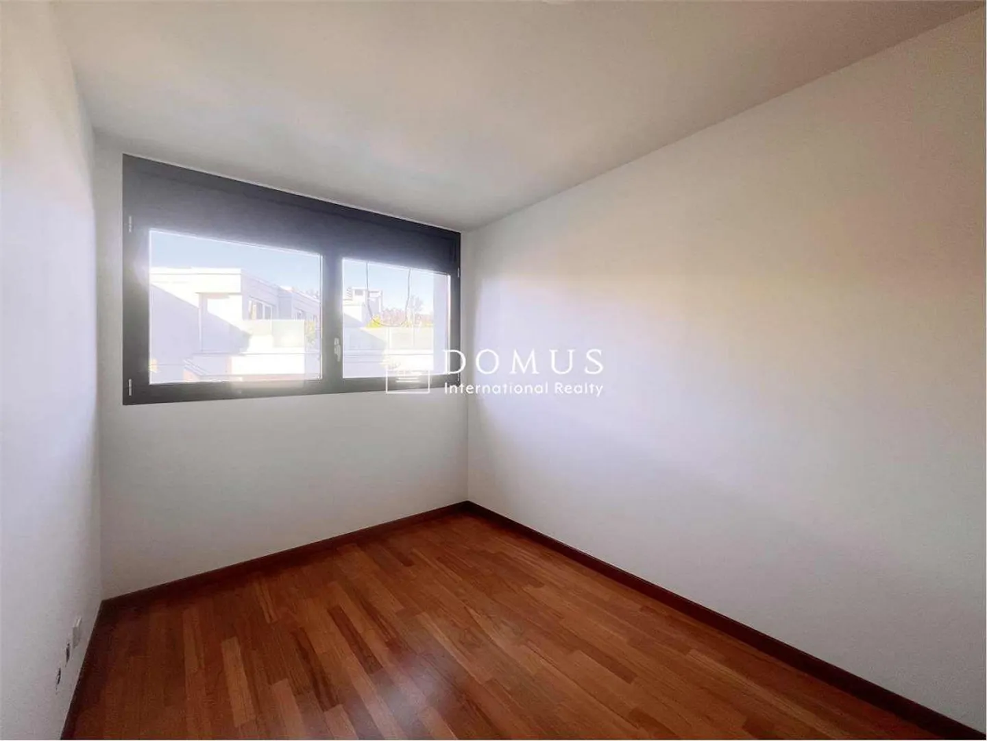 Wonderful luxury apartment in Paradiso - Photo 10 of 13
