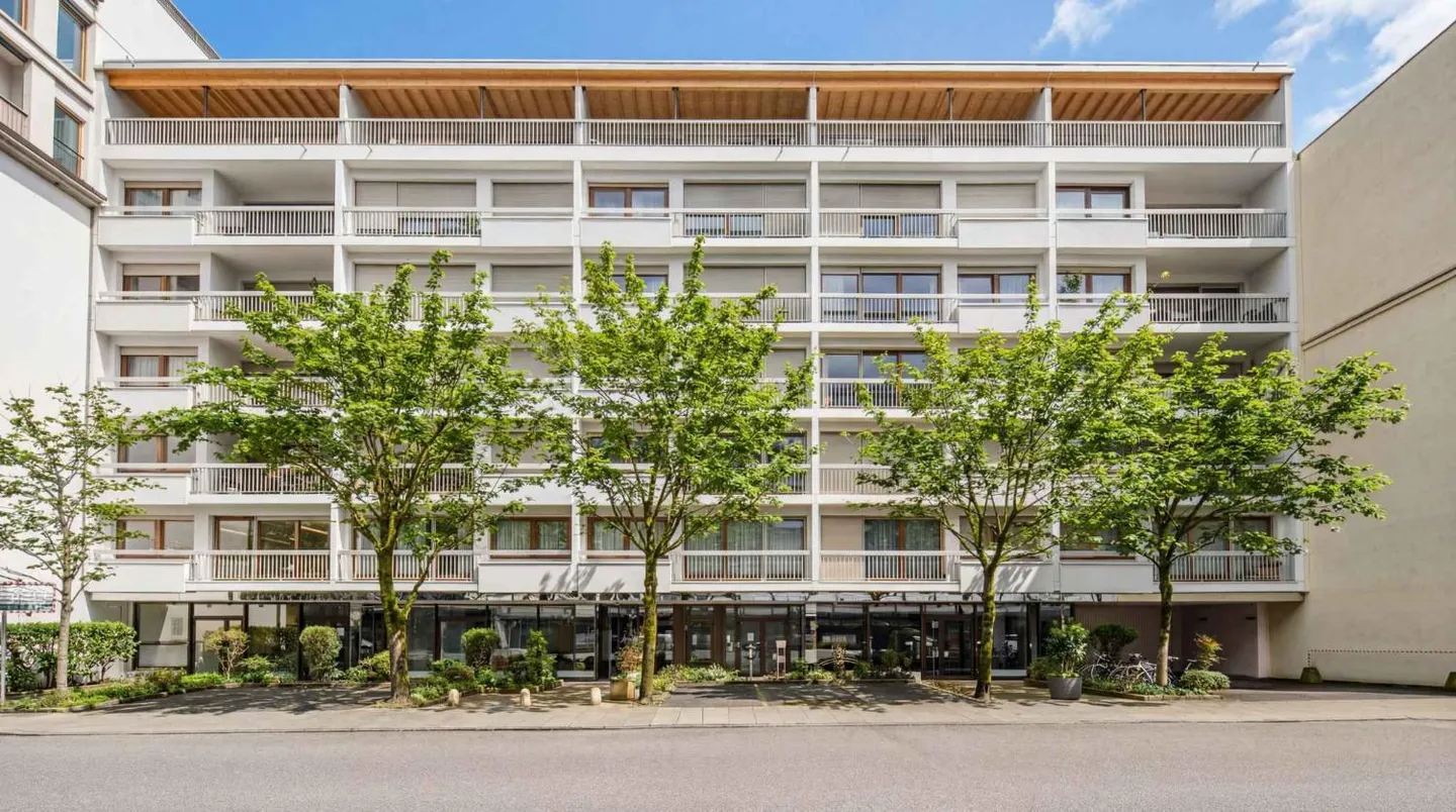 Modernes Büro Nahe der UNO - Foto 1 von 10