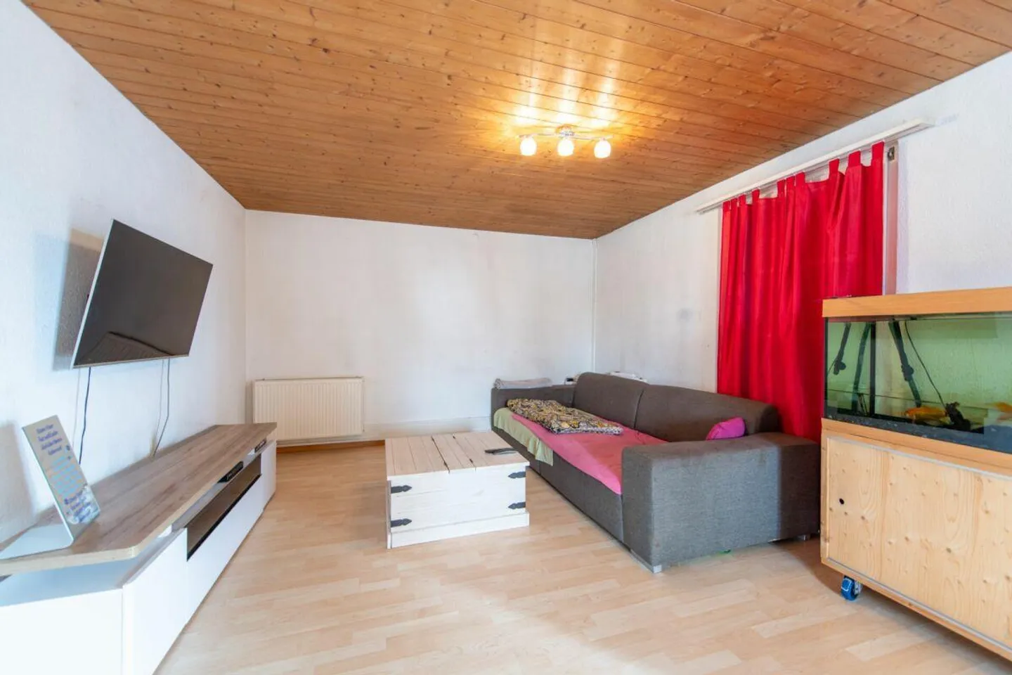 Single-family house with building land reserve - Living & Investing in Wiedlisbach - Photo 3 of 20