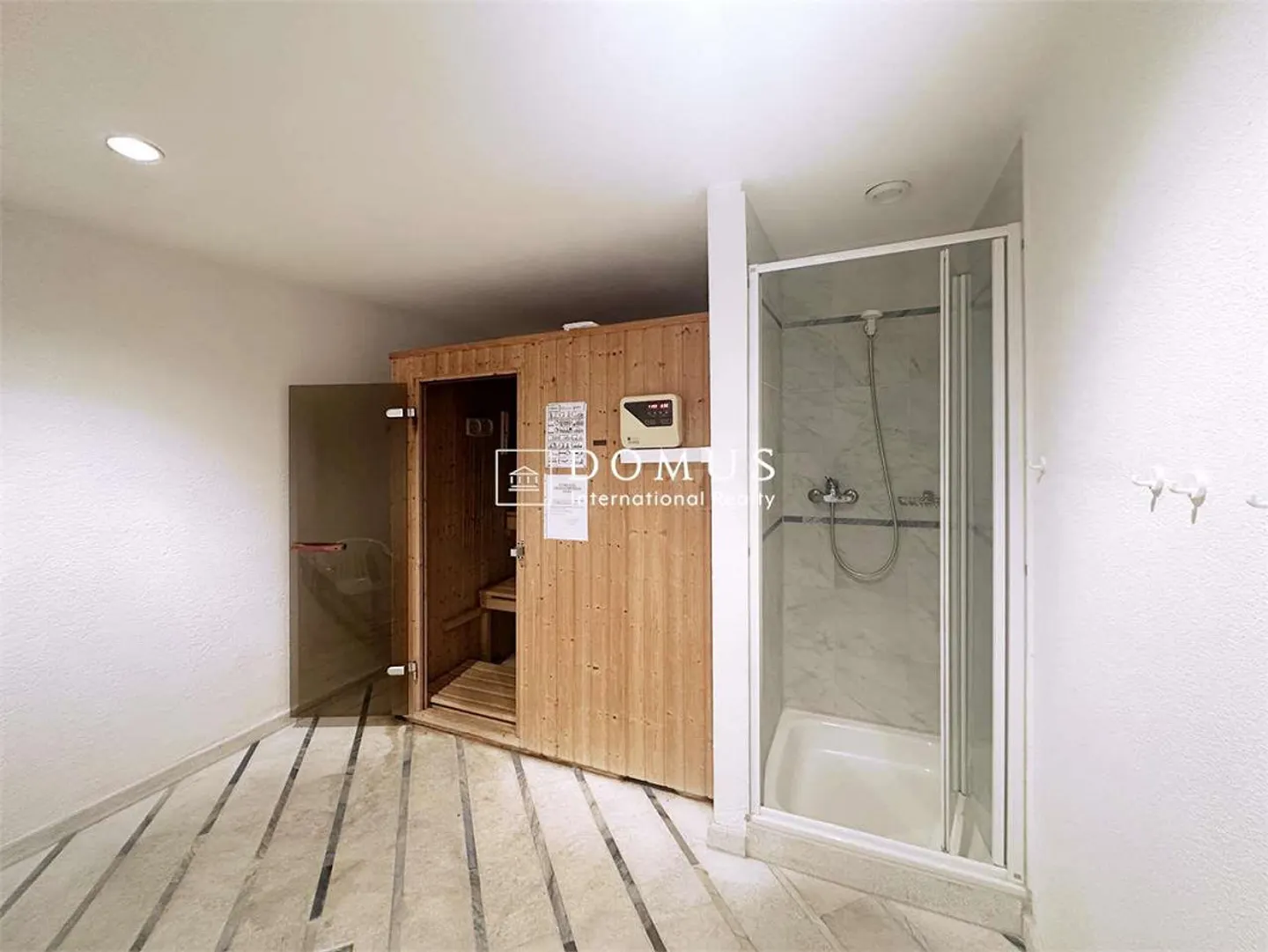 Appartamento elegante con vista lago - Foto 10 di 11