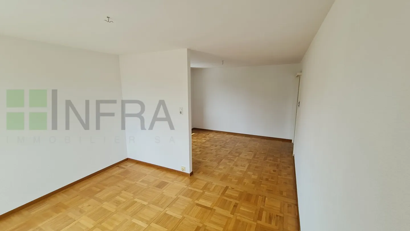 Bel Appartement avec Balcon - Photo 6 sur 13