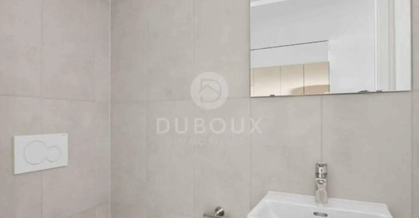 Duplex 3.5 rooms - Loggia - Photo 9 of 9
