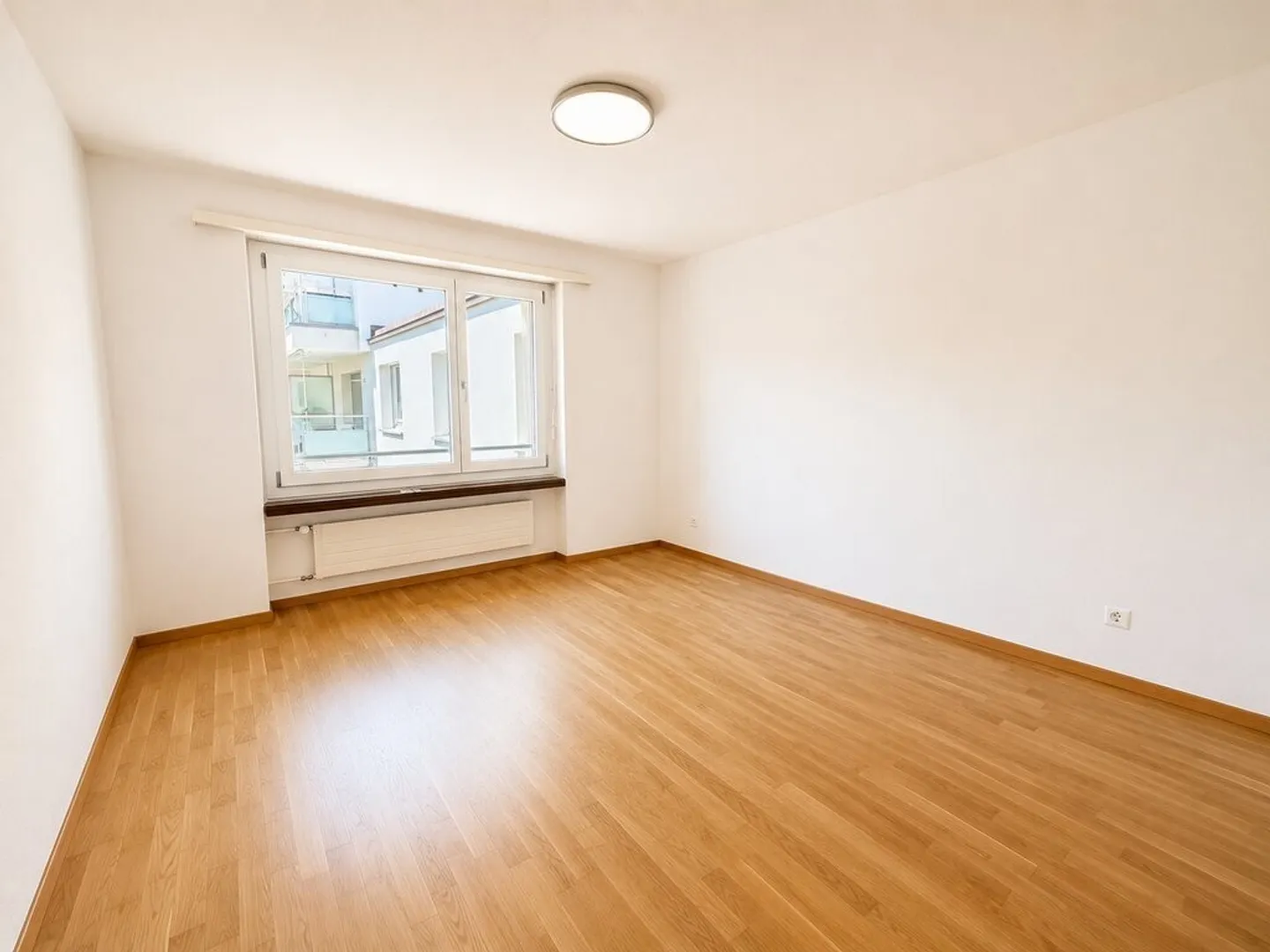 Perfect home for family - spacious, modern and cozy - Photo 5 of 10