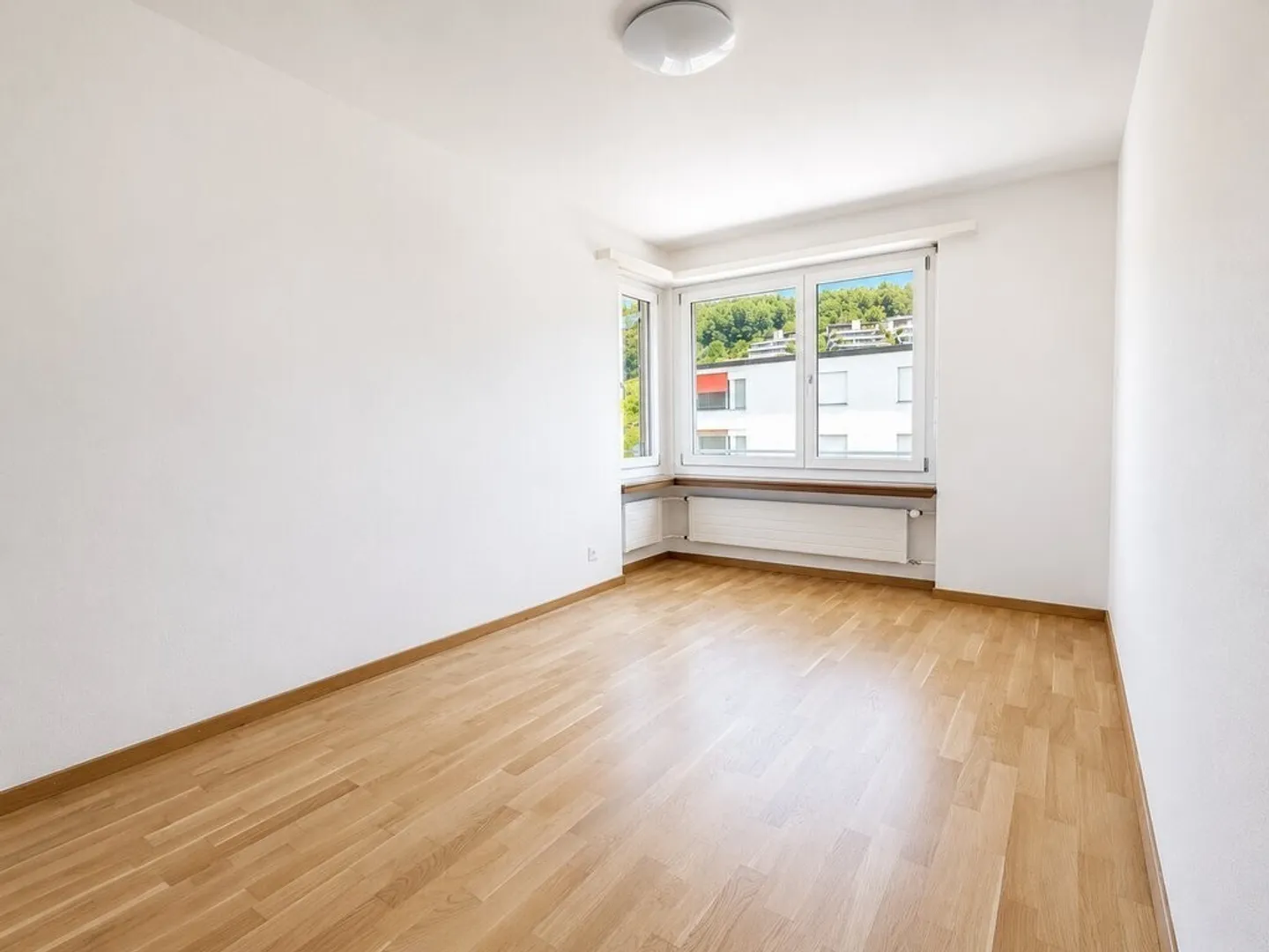 Perfect home for family - spacious, modern and cozy - Photo 7 of 10