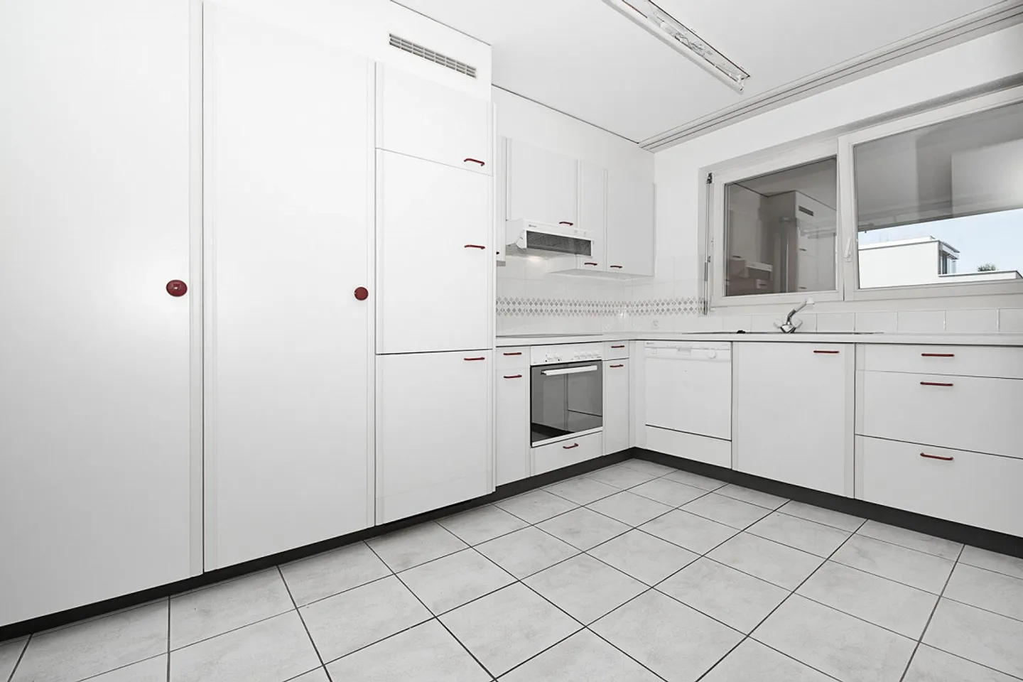 Appartement de jardin spacieux de 3,5 pièces - Photo 3 sur 11