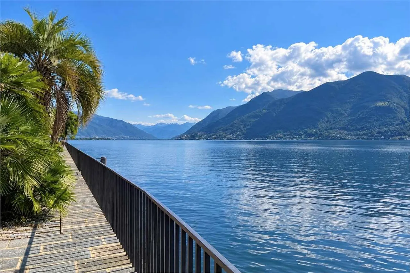 Appartamento Esclusivo con Vista Lago - Foto 10 di 11