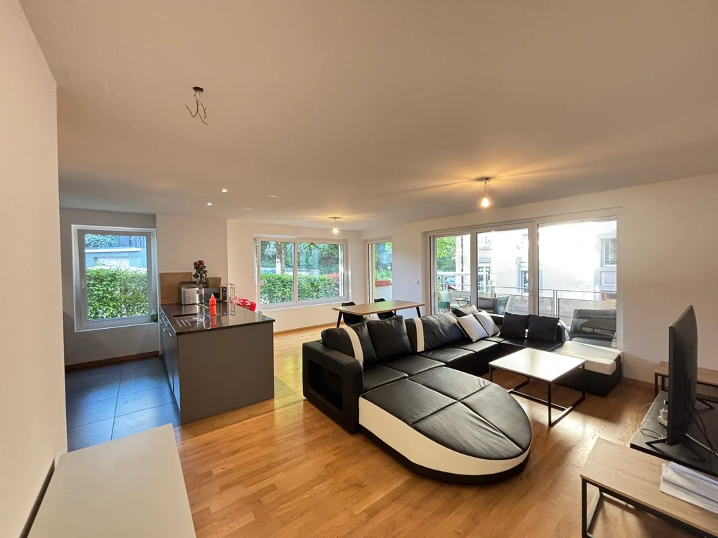 Appartement moderne à Lausanne - Photo 2 sur 6