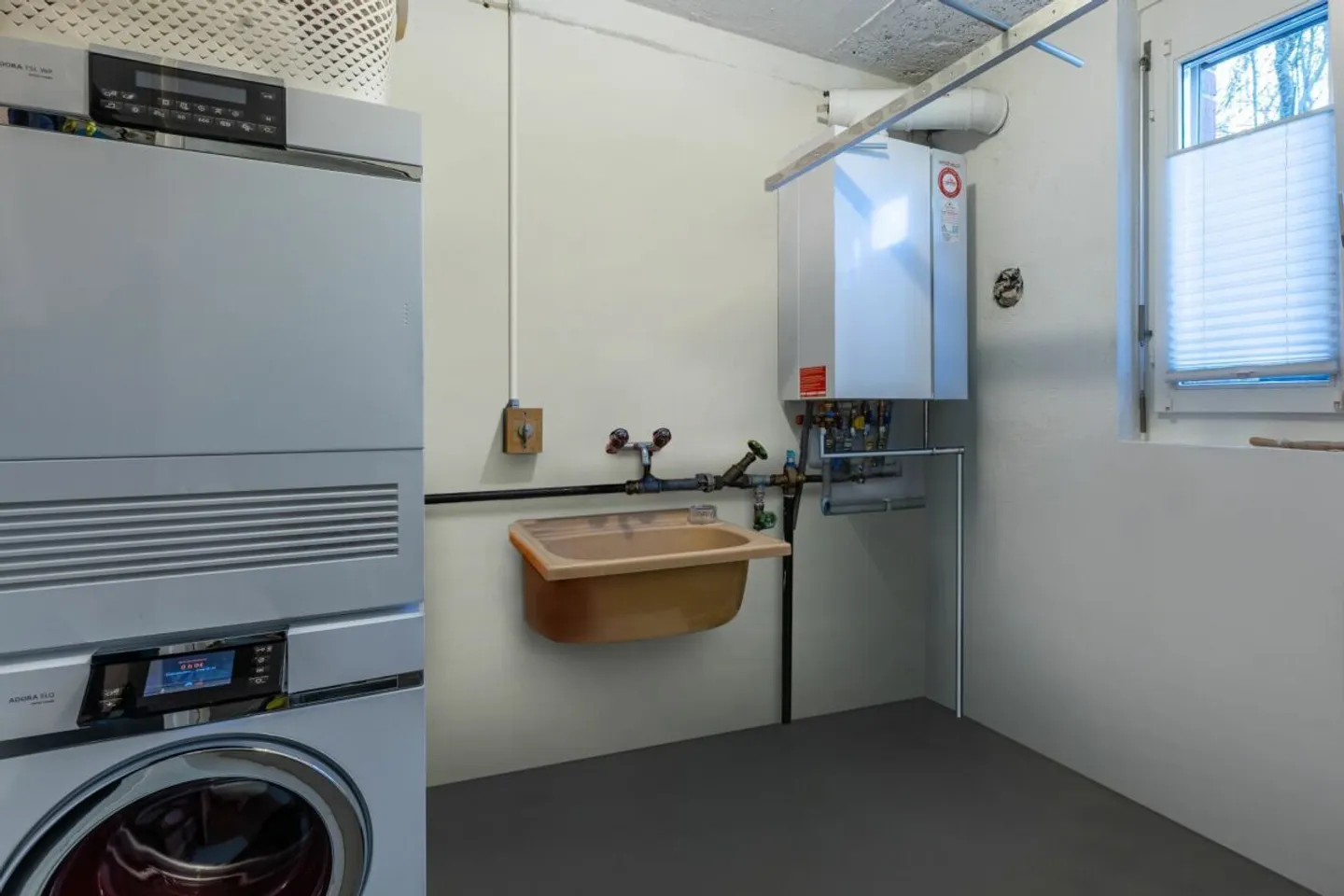 Large Sun Terrace plus Fireplace in Exclusive Terrace House near Lindli - Photo 24 of 41