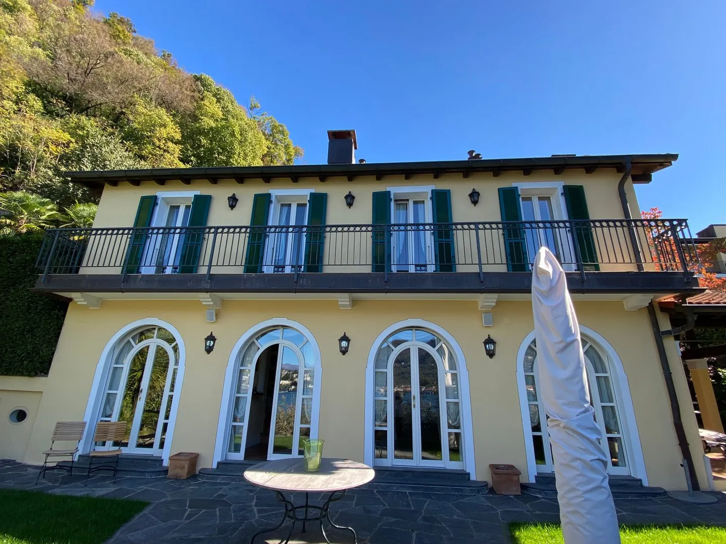 Charmante villa en bord de lac à Caslano – élégance directement au bord du lac - Photo 12 sur 13