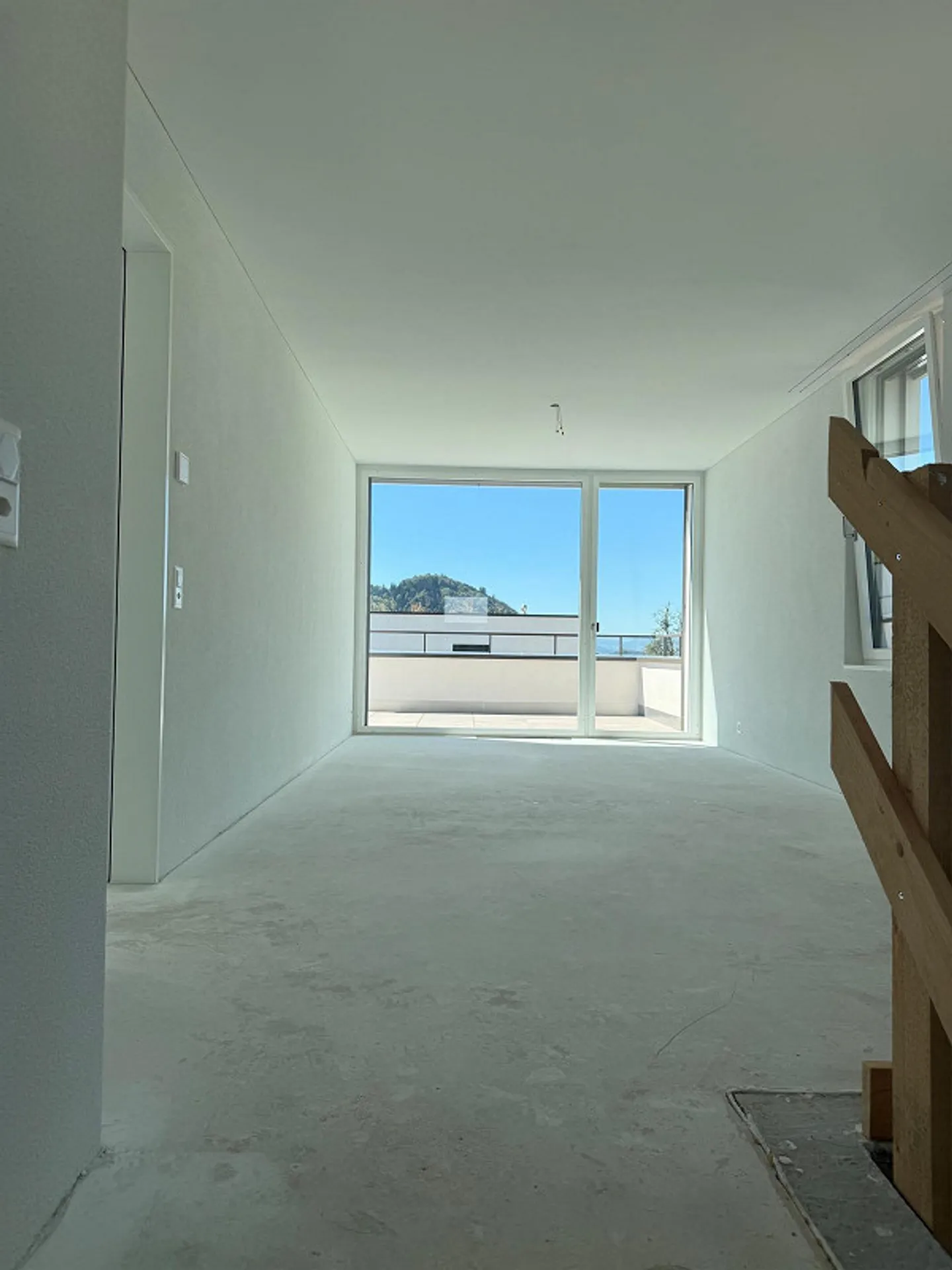 NOUVEAU: Maison individuelle spacieuse, moderne et lumineuse! - Photo 8 sur 21