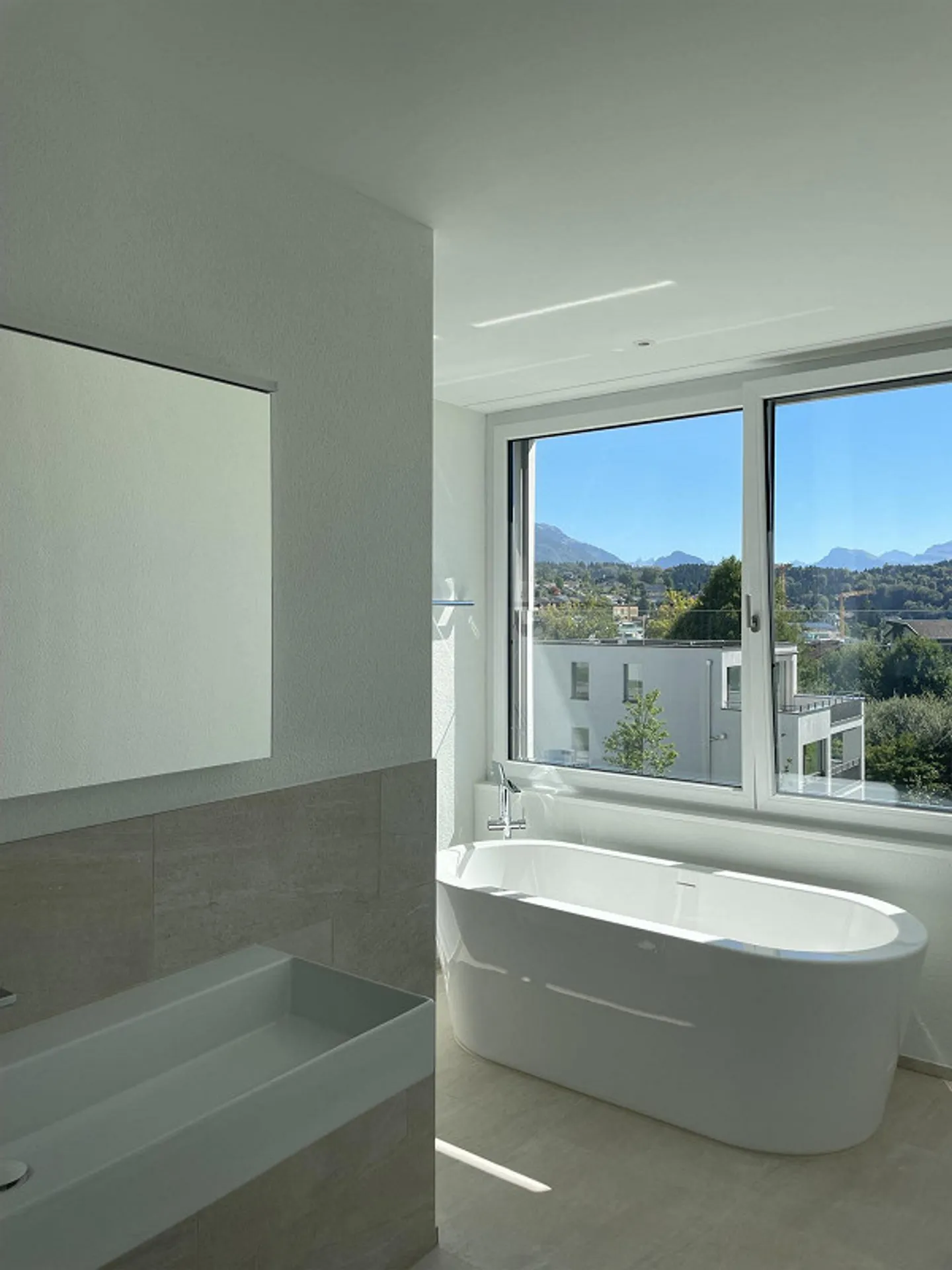 NOUVEAU: Maison individuelle spacieuse, moderne et lumineuse! - Photo 10 sur 21