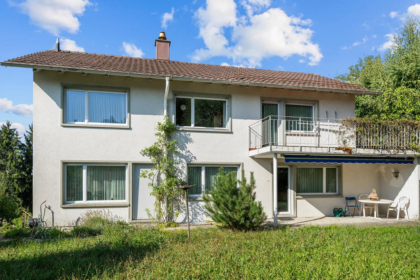 Charmantes Einfamilienhaus mit Garten - Foto 12 von 16