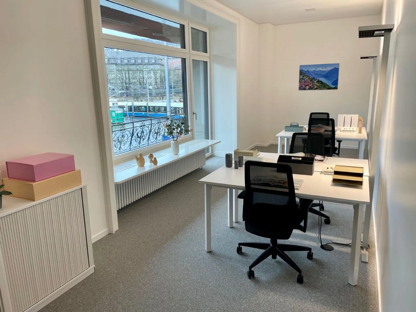 Bureaux privés entièrement équipés pour vous et votre équipe à Spaces Bahnhofplatz - Photo 11 sur 12