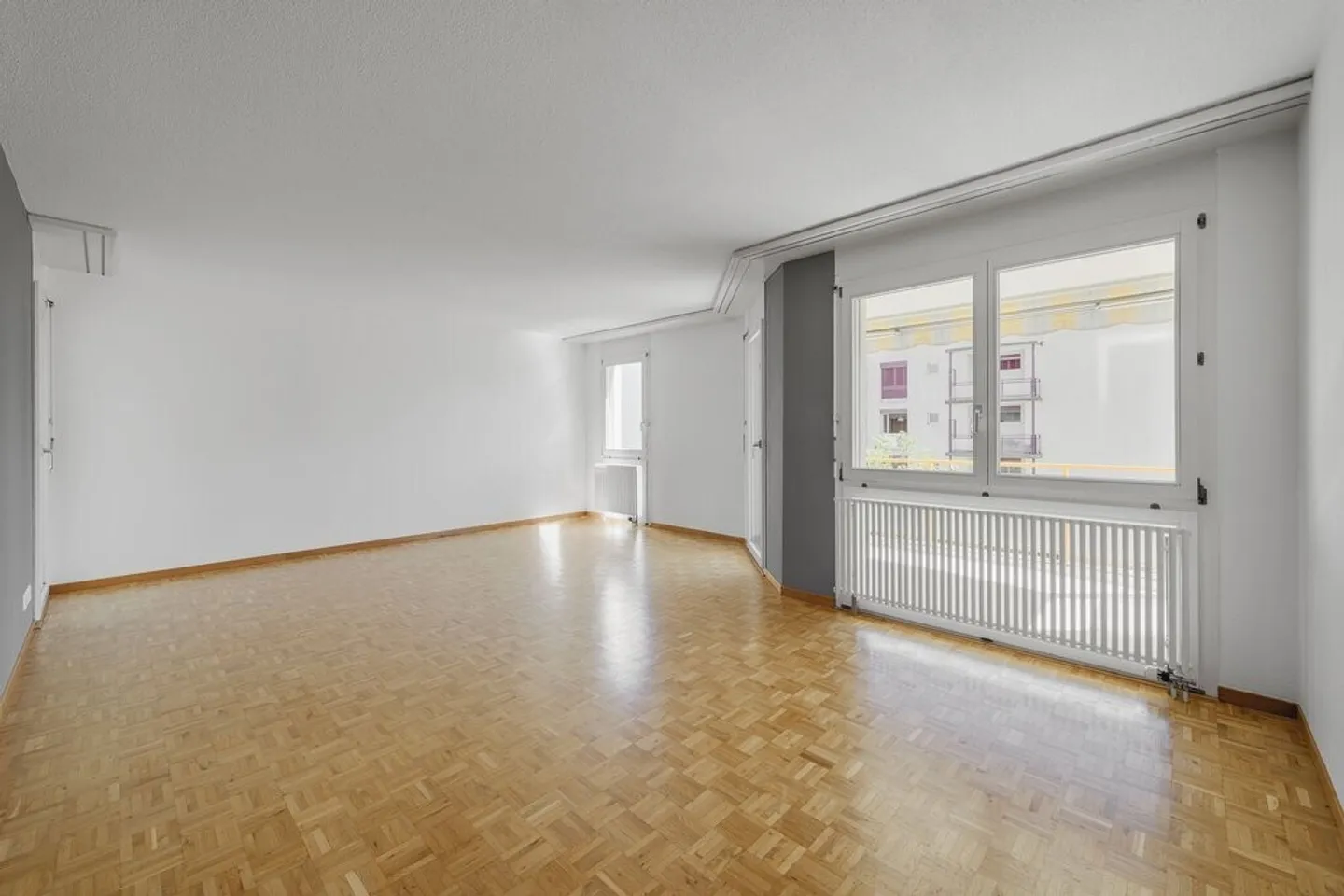 Geräumige 4.5 Zimmer Wohnung - Foto 7 von 8