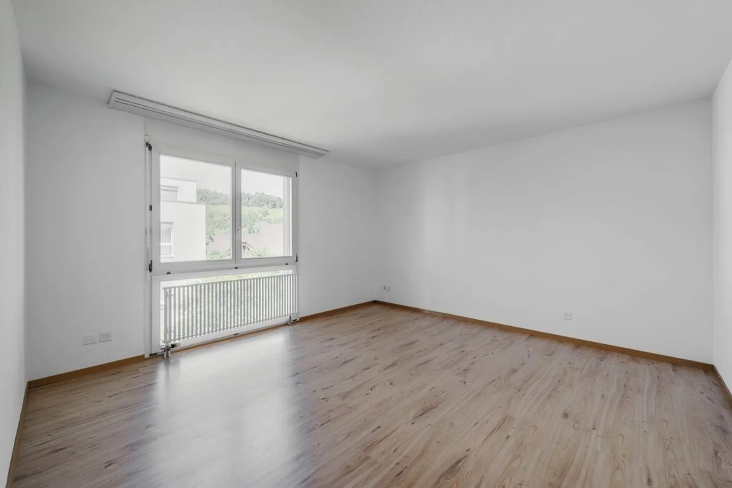 Geräumige 4.5 Zimmer Wohnung - Foto 8 von 8