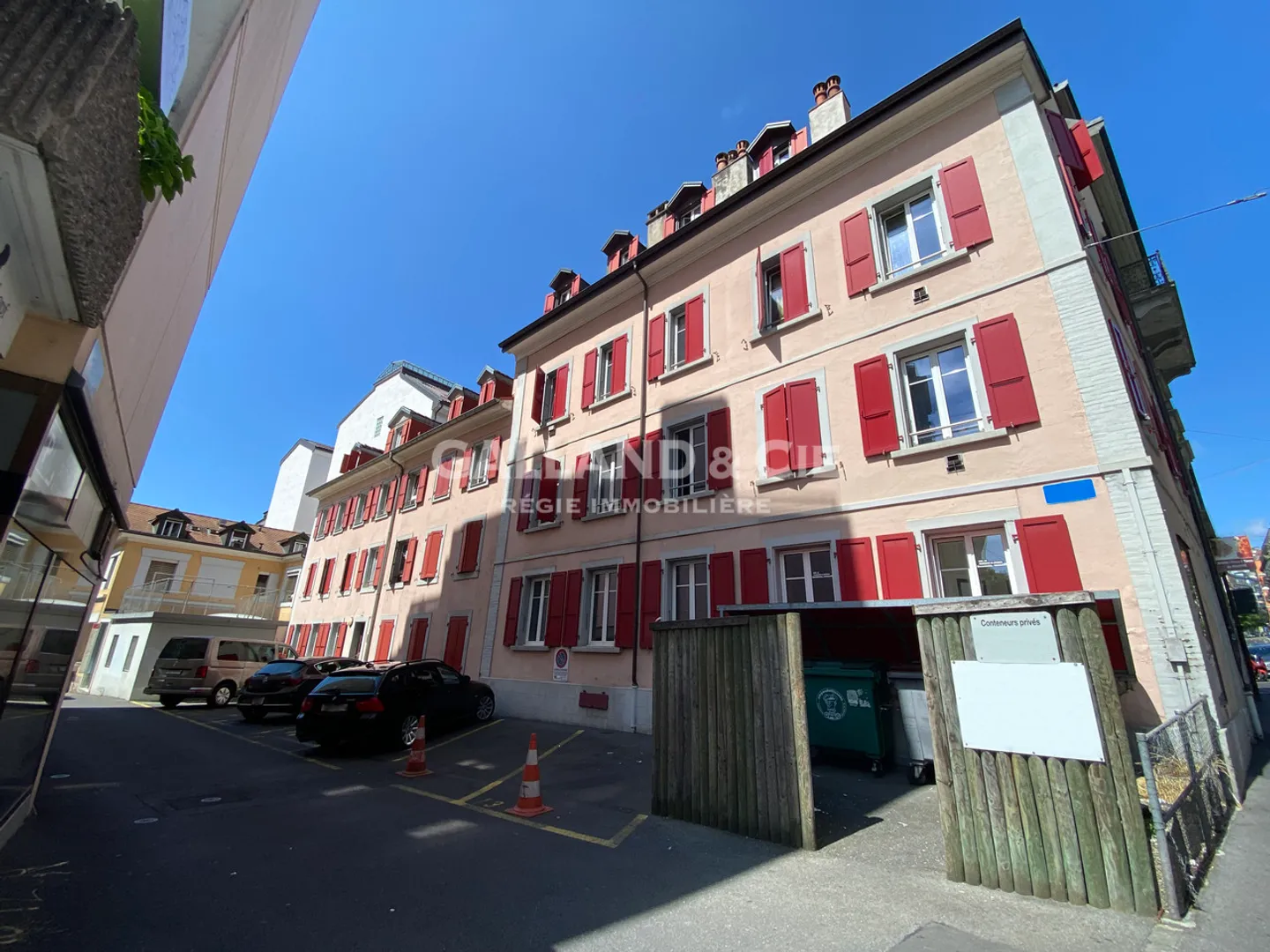 Edificio residenziale - Foto 2 di 2