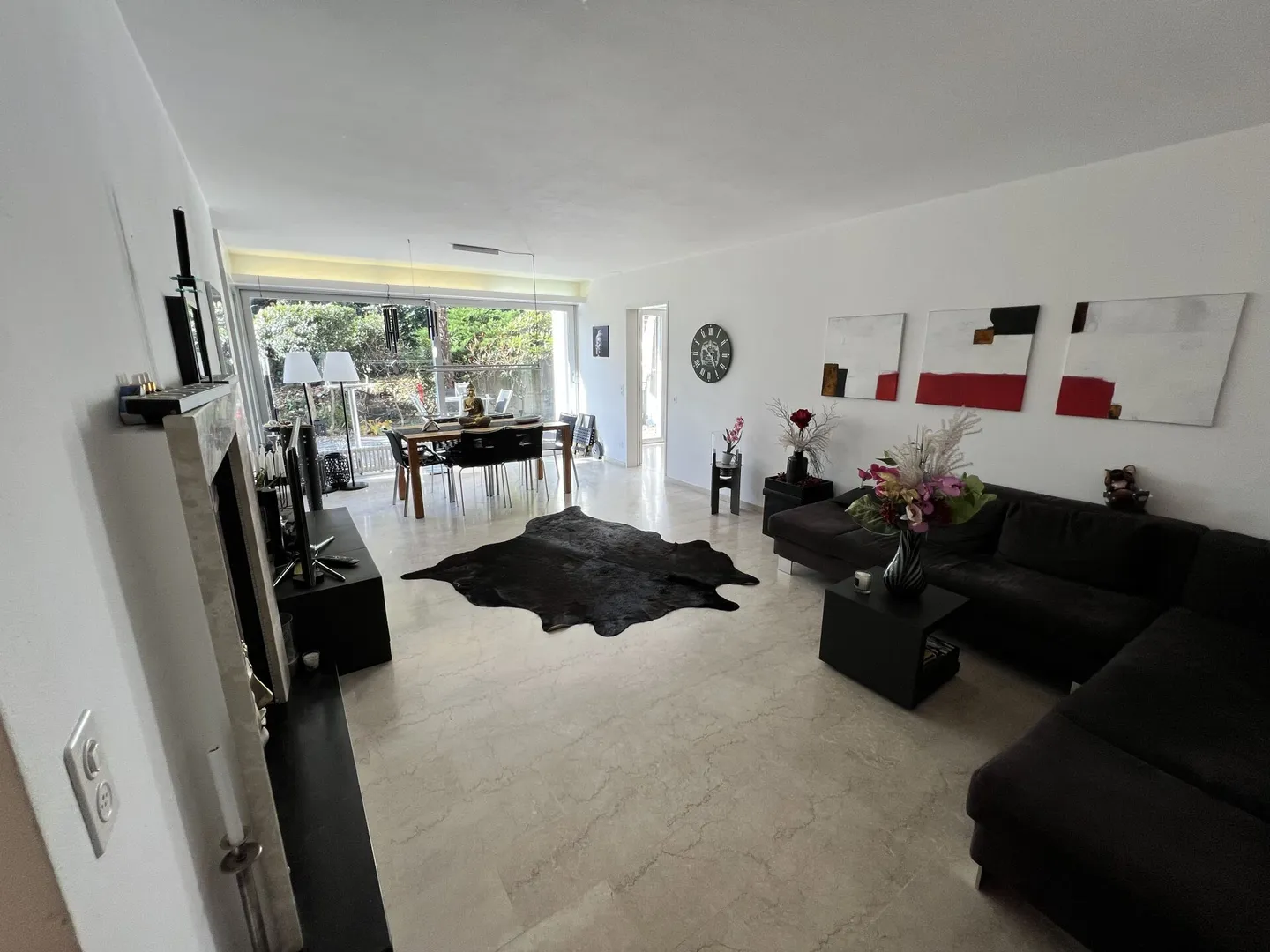 Elegante appartamento di 2,5 stanze con giardino - Foto 3 di 19