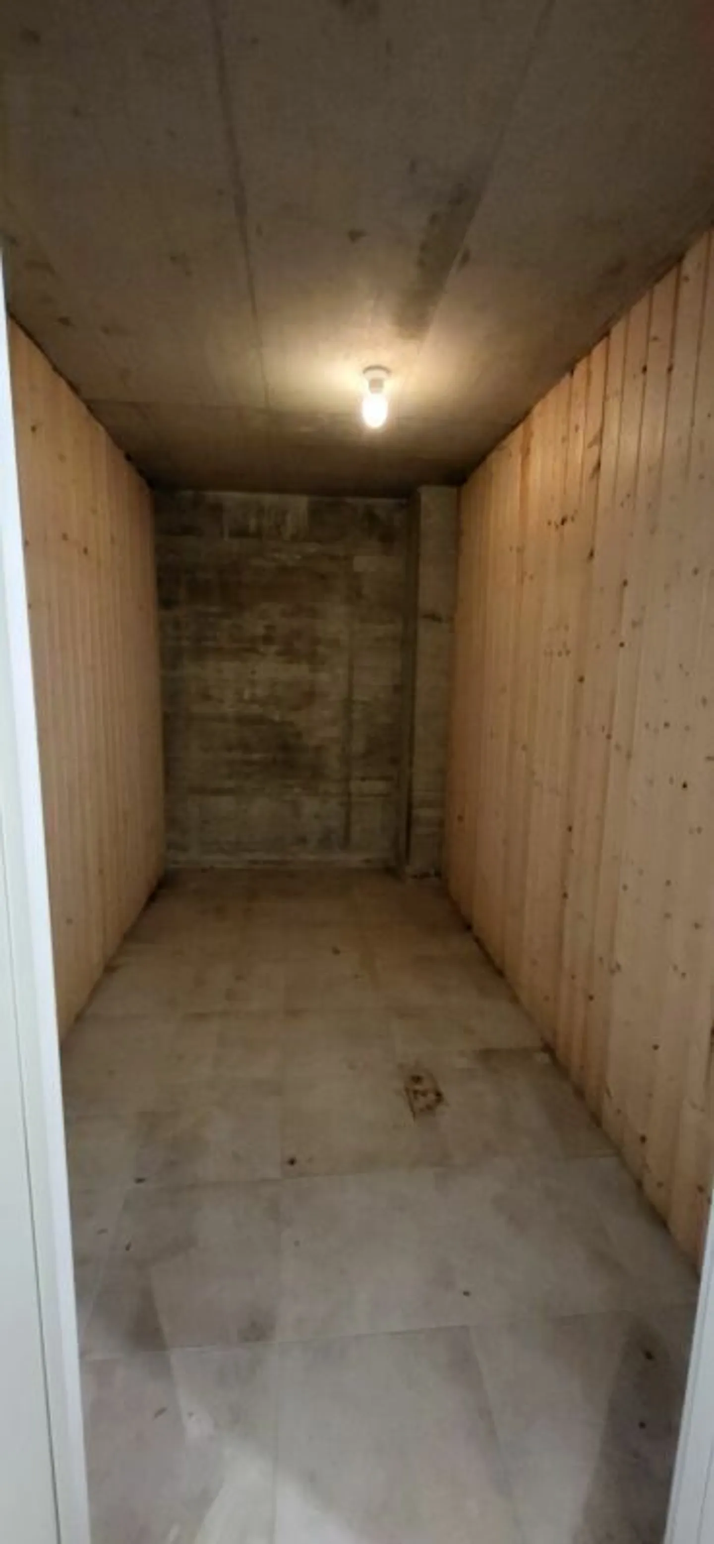 Dachgeschoss mit 3 Zimmern in der Gemeinde Saxon - Foto 11 von 16