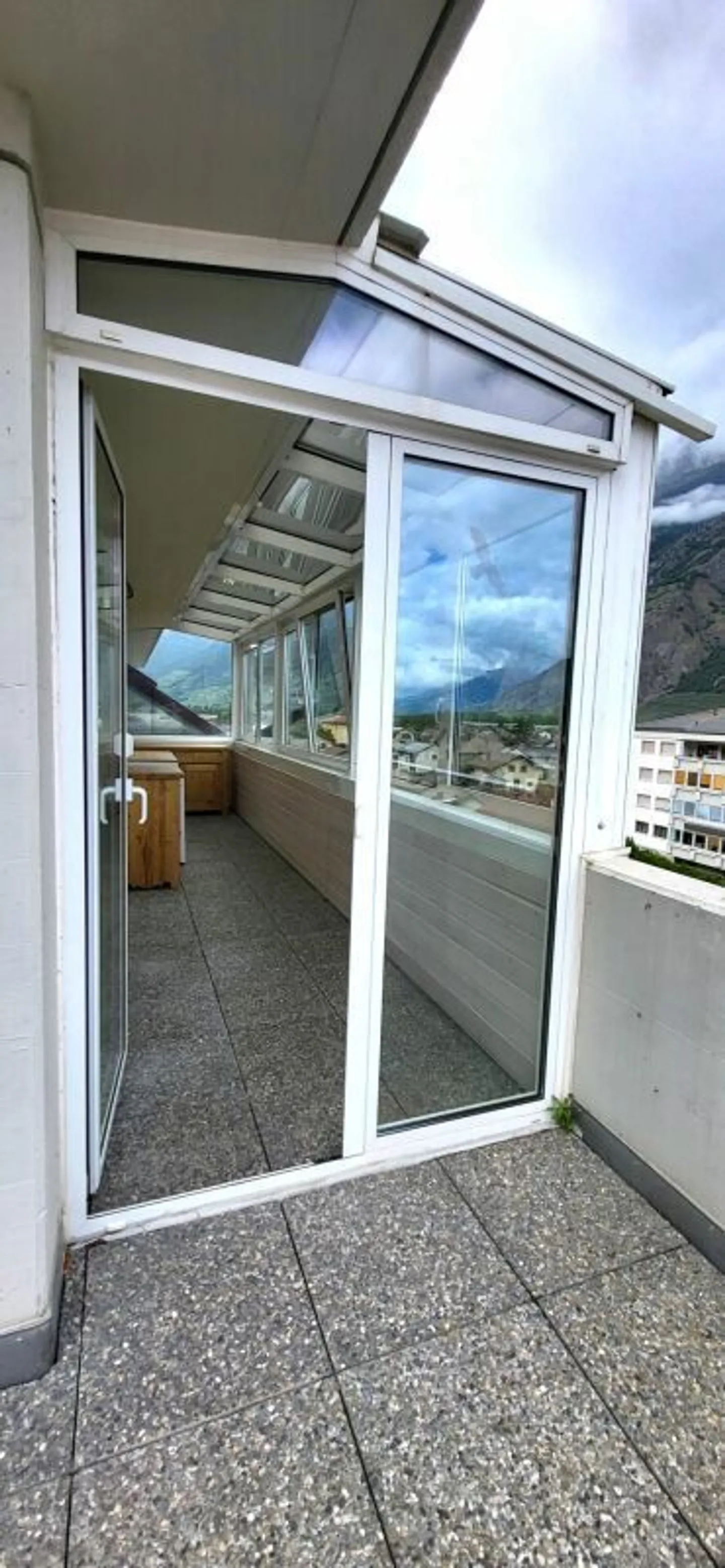 Dachgeschoss mit 3 Zimmern in der Gemeinde Saxon - Foto 13 von 16