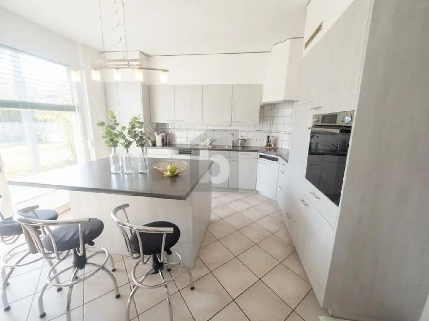 Appartement Charmant avec Jardin - Photo 2 sur 6
