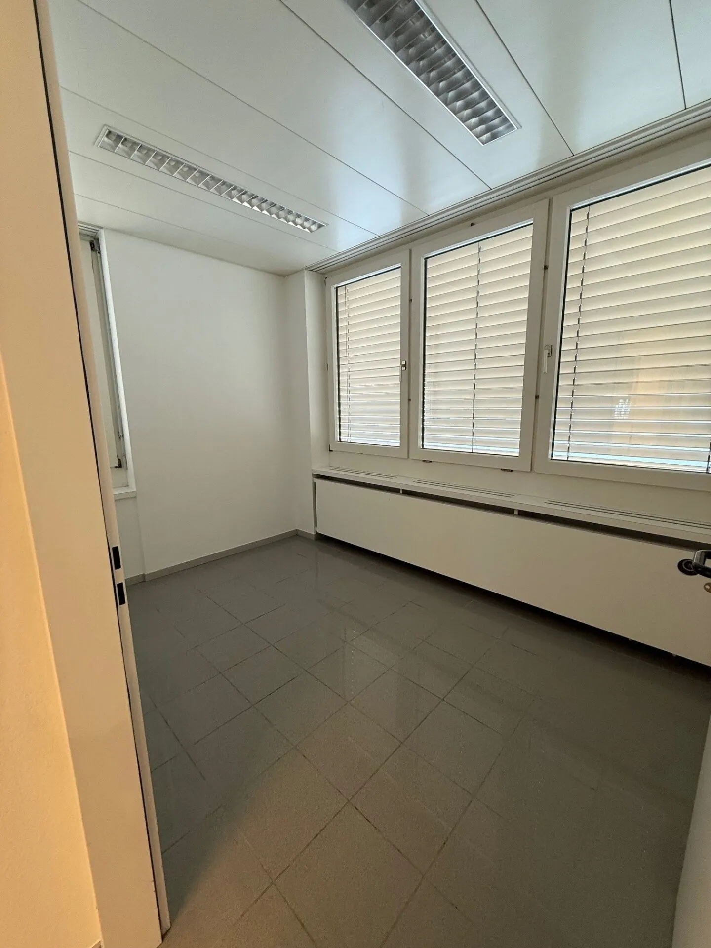 LOCARNO - Büro in zentraler Lage in Locarno zu vermieten - Photo 4 sur 10