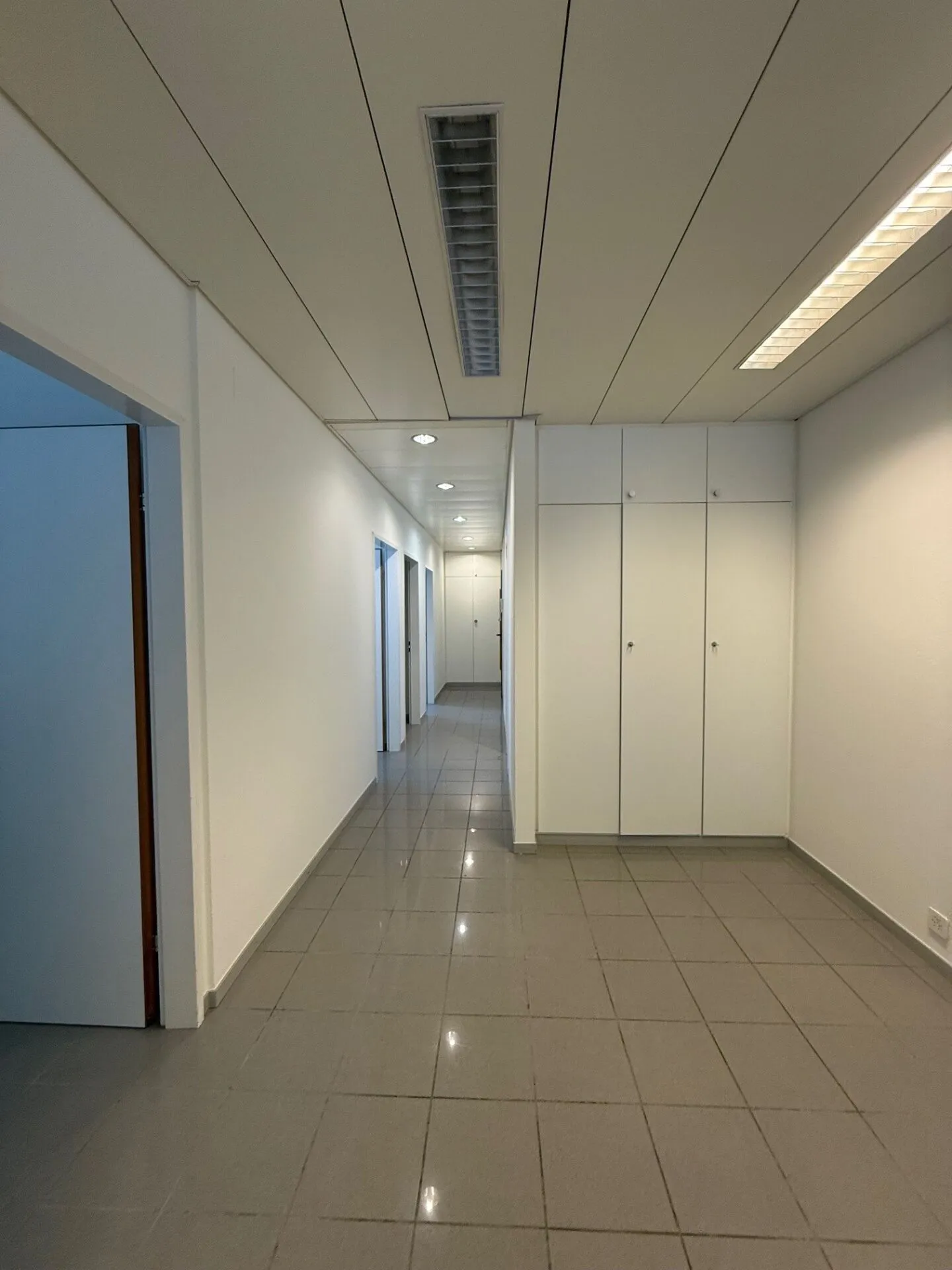 LOCARNO - Büro in zentraler Lage in Locarno zu vermieten - Photo 5 sur 10