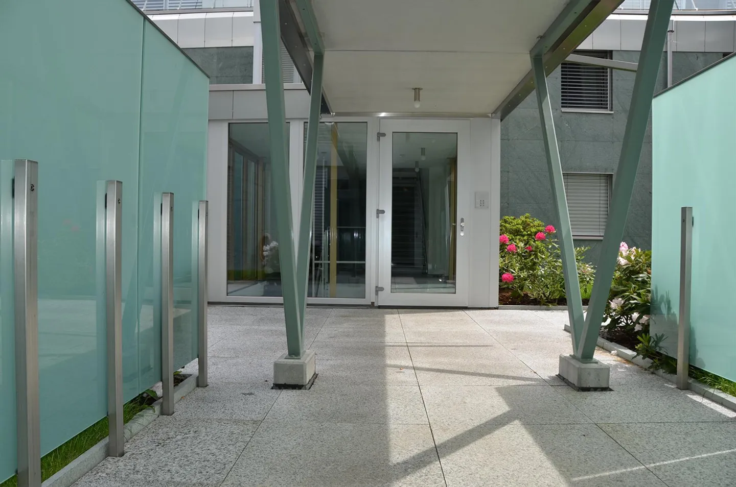 Appartement noble avec vue - Photo 3 sur 23