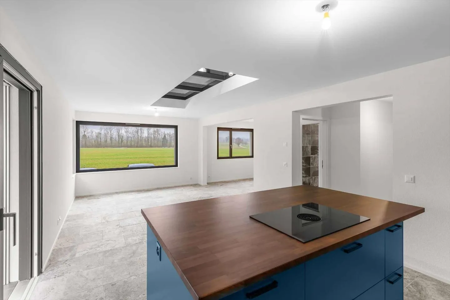 Casa contigua 4.5 stanze - Foto 2 di 13