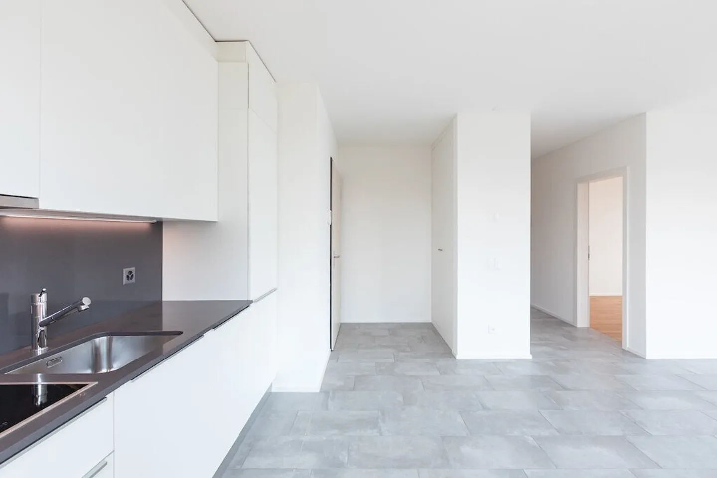Lumino et moderne 3.5 pièces au cœur de Massagno - Photo 2 sur 12