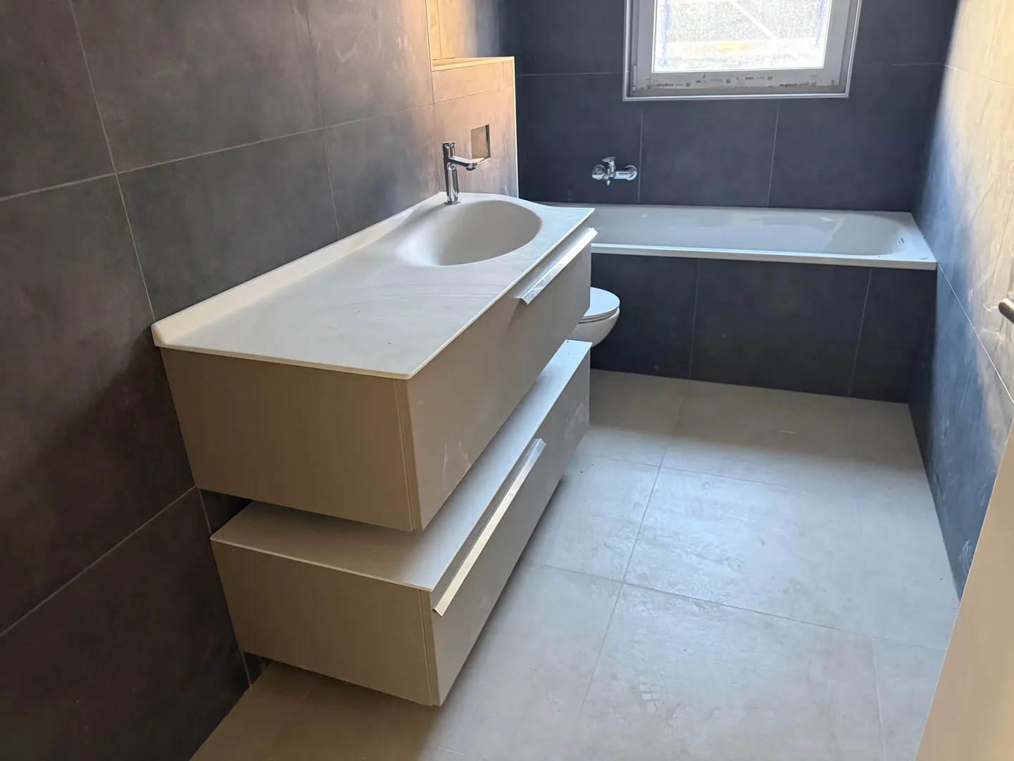 Modernes 4,5-Zimmer-Apartment - Foto 11 von 14