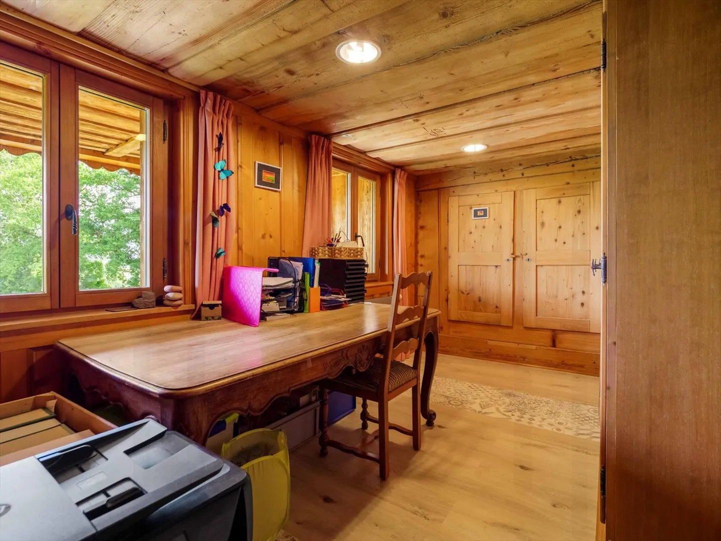 Sumptuous triplex apartment with 8.5 rooms in a listed renovated farmhouse, at c - Photo 13 of 13