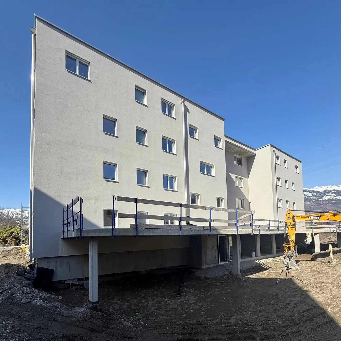 Modernes 4,5-Zimmer-Apartment - Foto 2 von 14