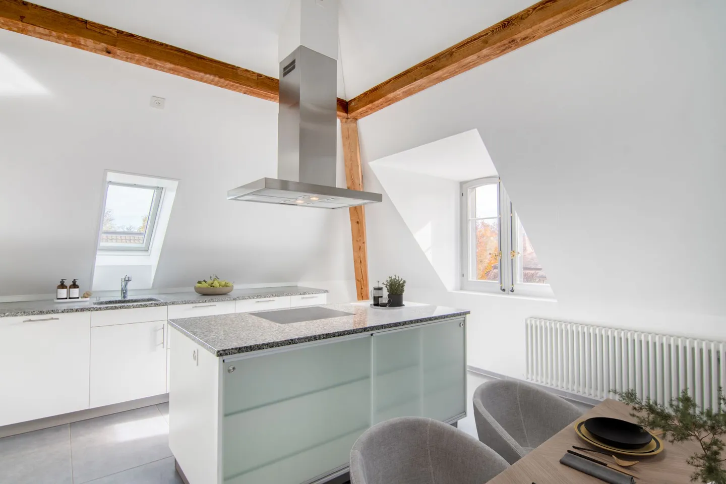 Appartamento attico di alta qualità 2½ locali + galleria: costruito nel 2013 nel popolare quartiere di Engeried, Bern-Länggasse - Foto 7 di 28