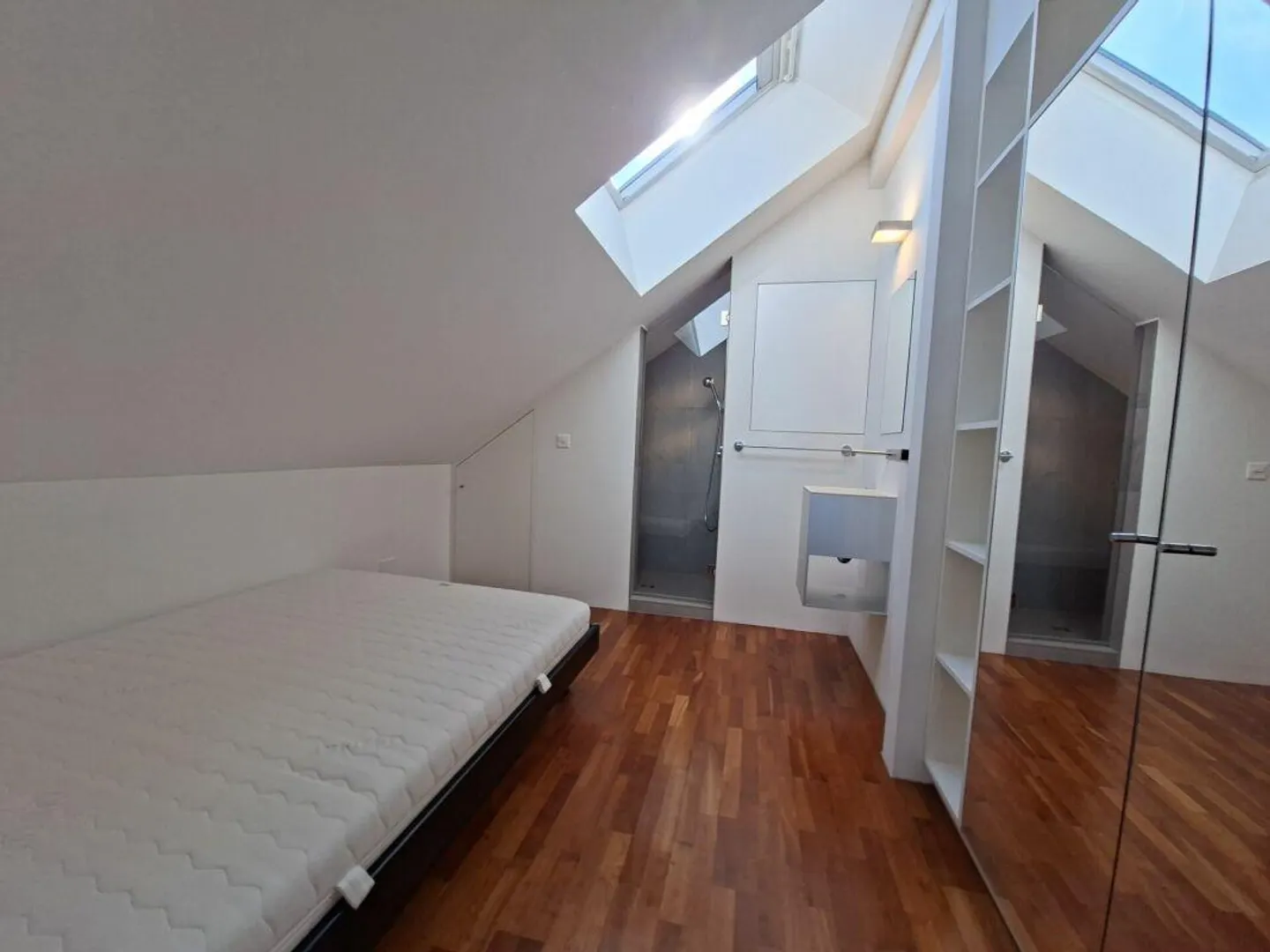 Vie extraordinaire - Maisonette avec galerie et finition exclusive - Photo 10 sur 14