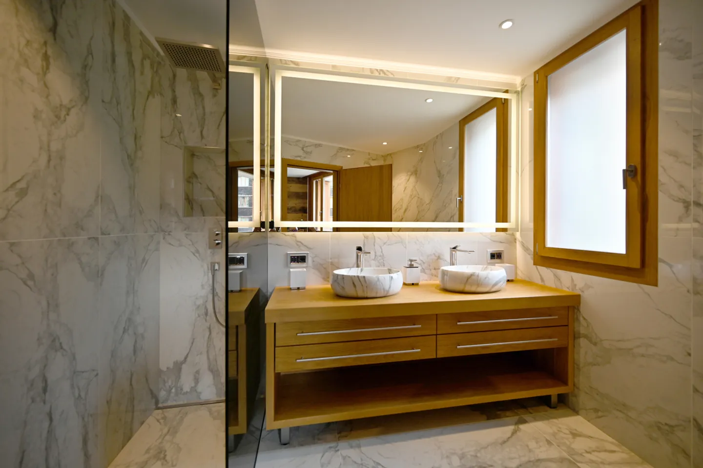 Elegantes Chalet in St. Moritz - Foto 9 von 10