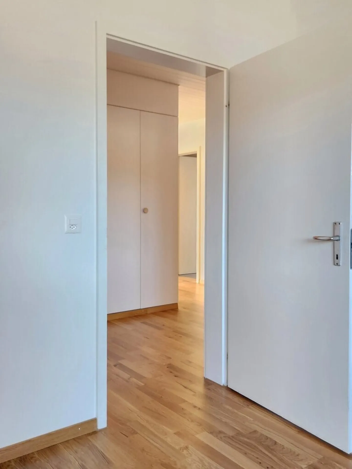 Ampio appartamento di 3,5 locali all'ultimo piano - Foto 11 di 12
