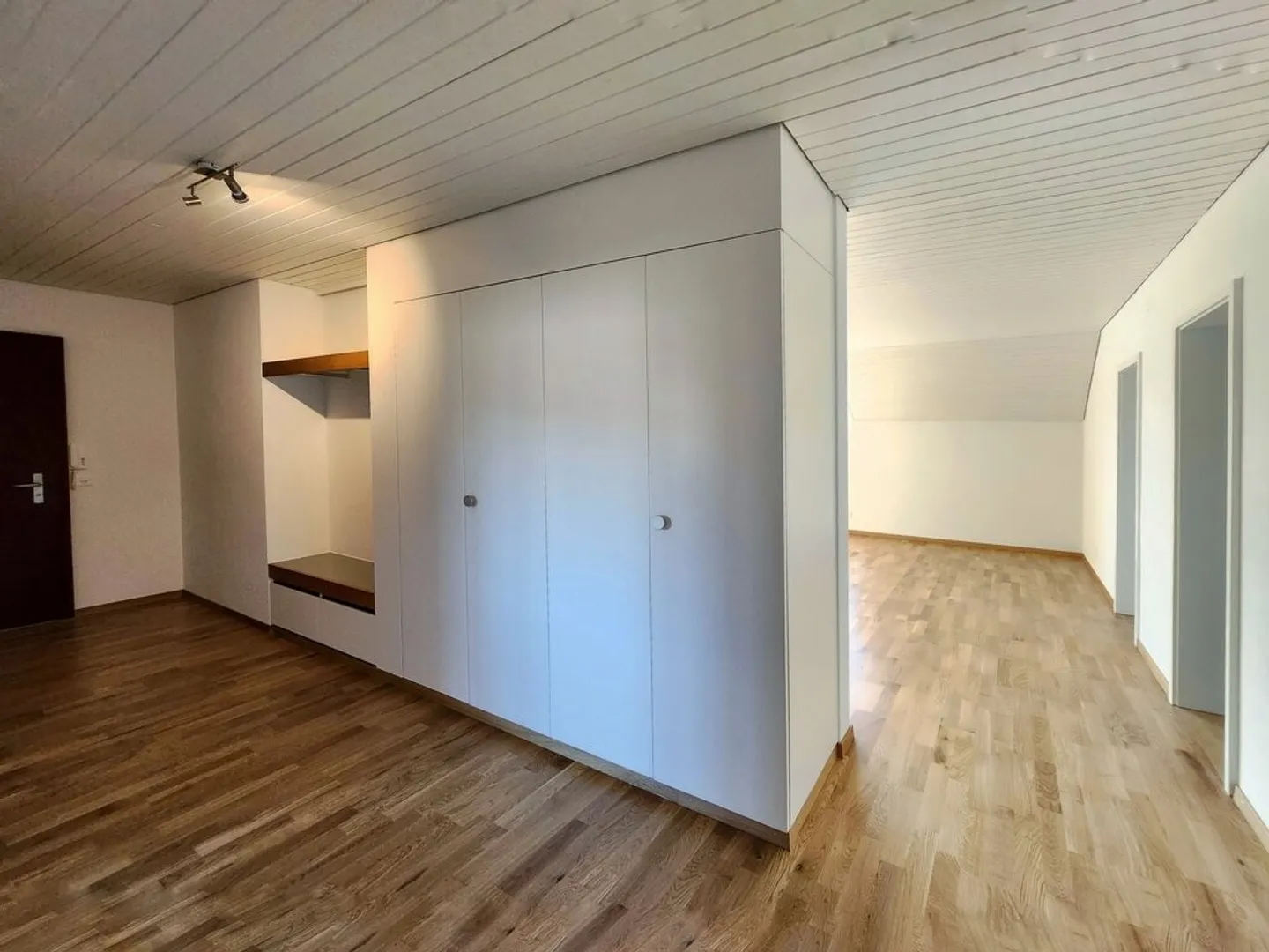 Ampio appartamento di 3,5 locali all'ultimo piano - Foto 12 di 12
