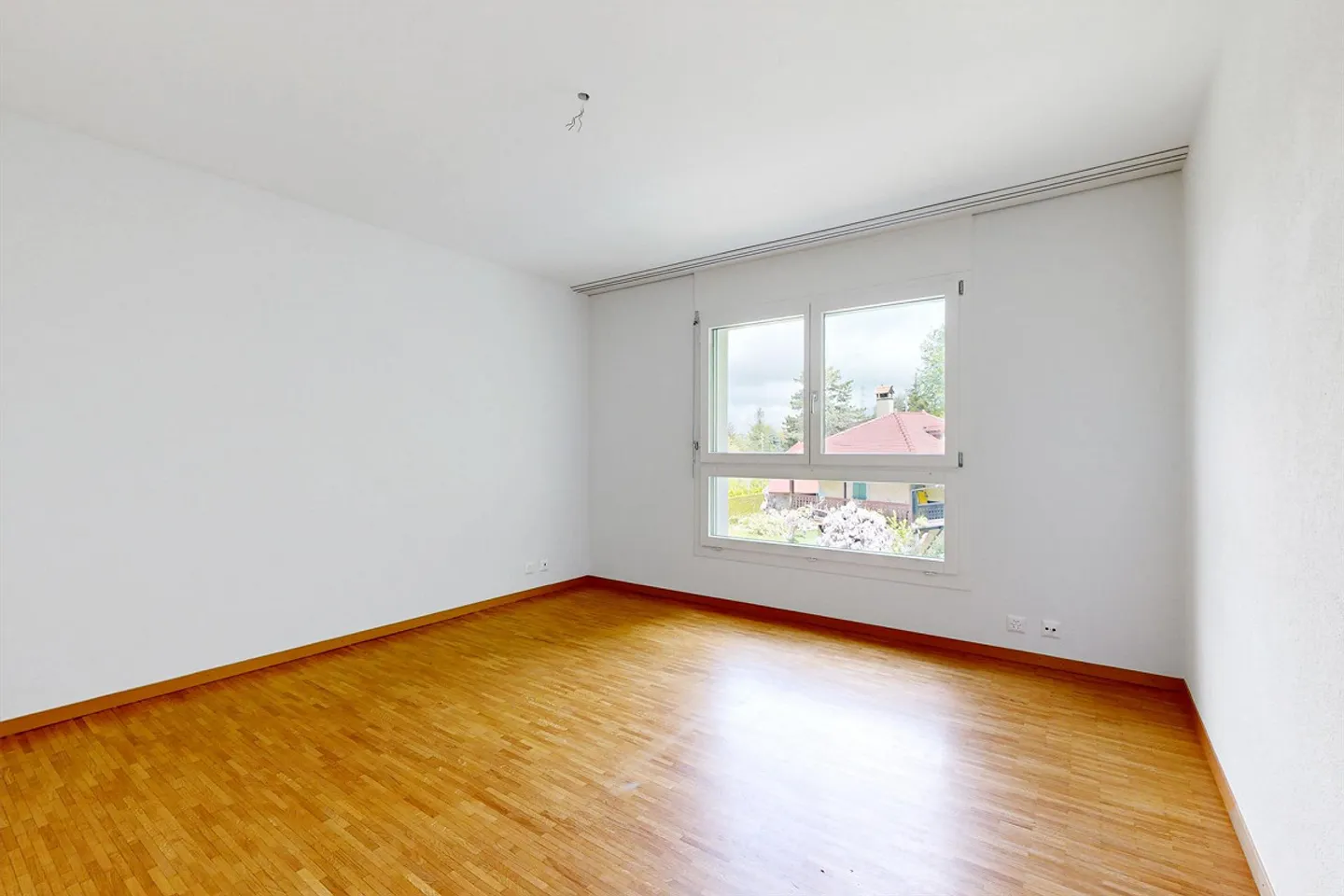 Spacious Accommodation - Photo 7 of 10