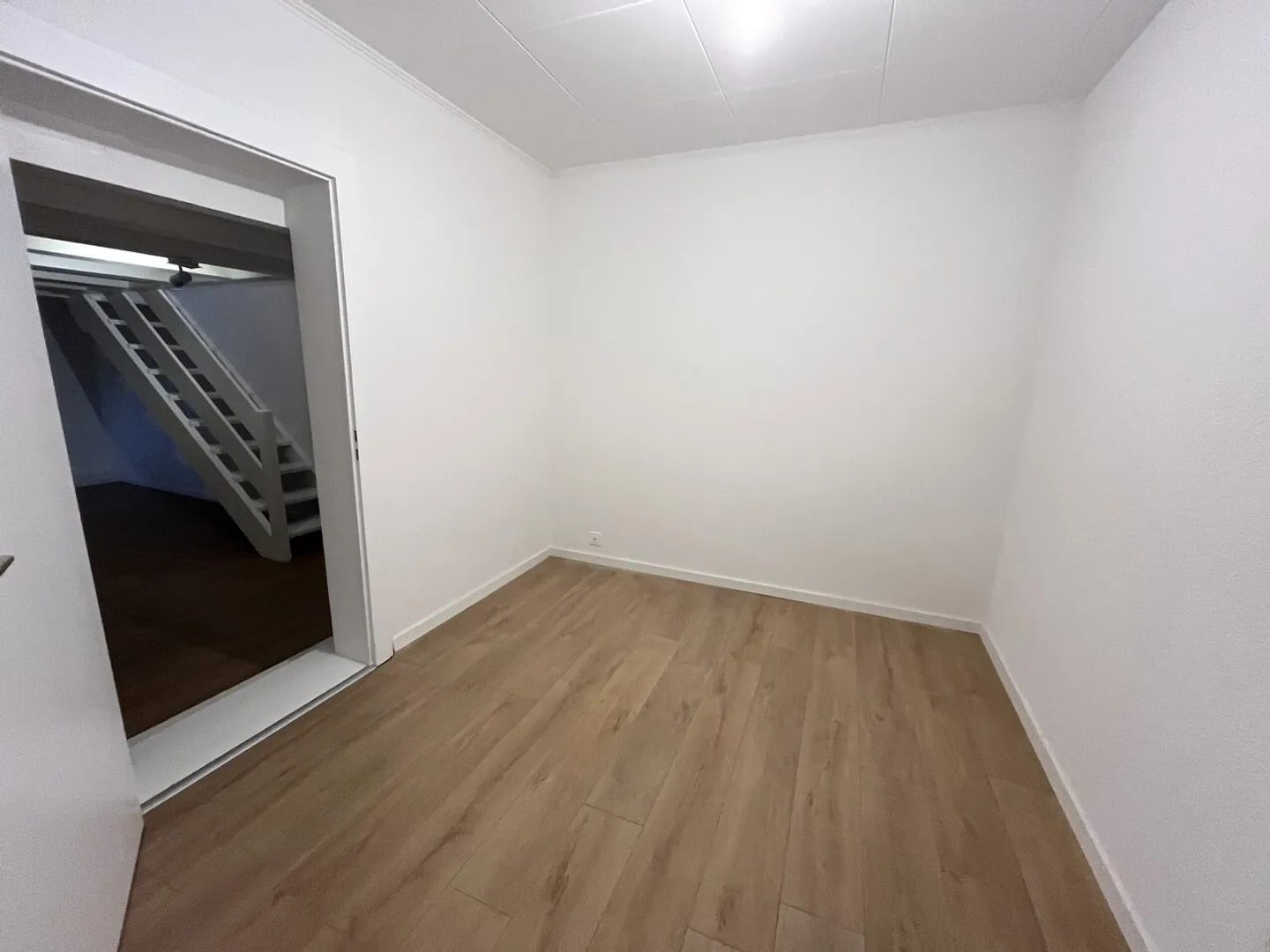 Renoviert - Großes 3.5-Zimmer-Apartment in Rennaz - Photo 8 sur 8