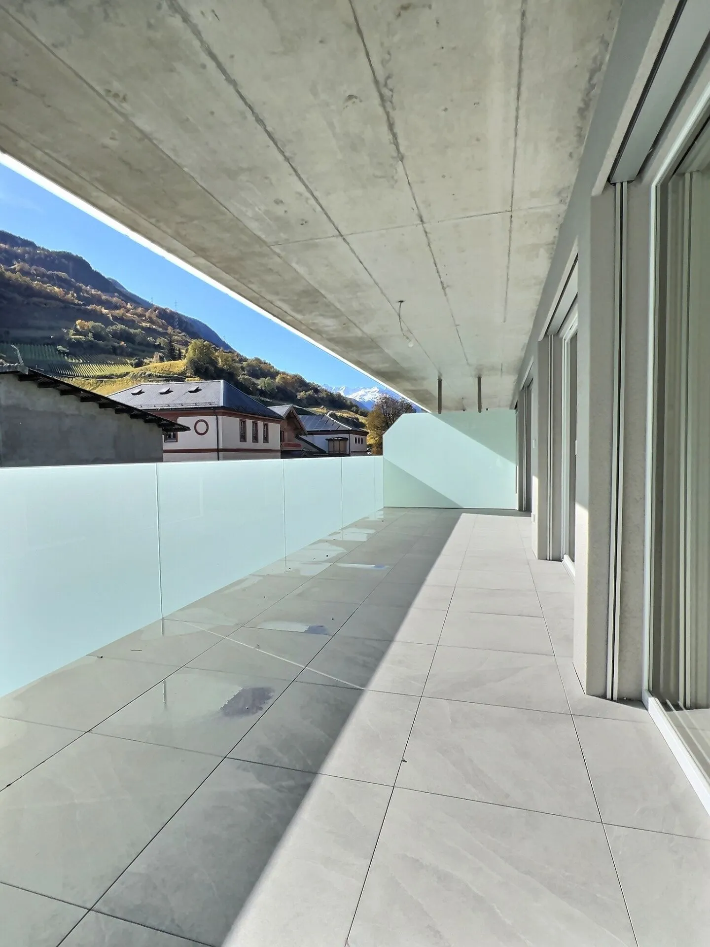 Geräumige 3,5-Zimmer-Wohnung mit großer Terrasse von 30 m2 - Foto 13 von 20