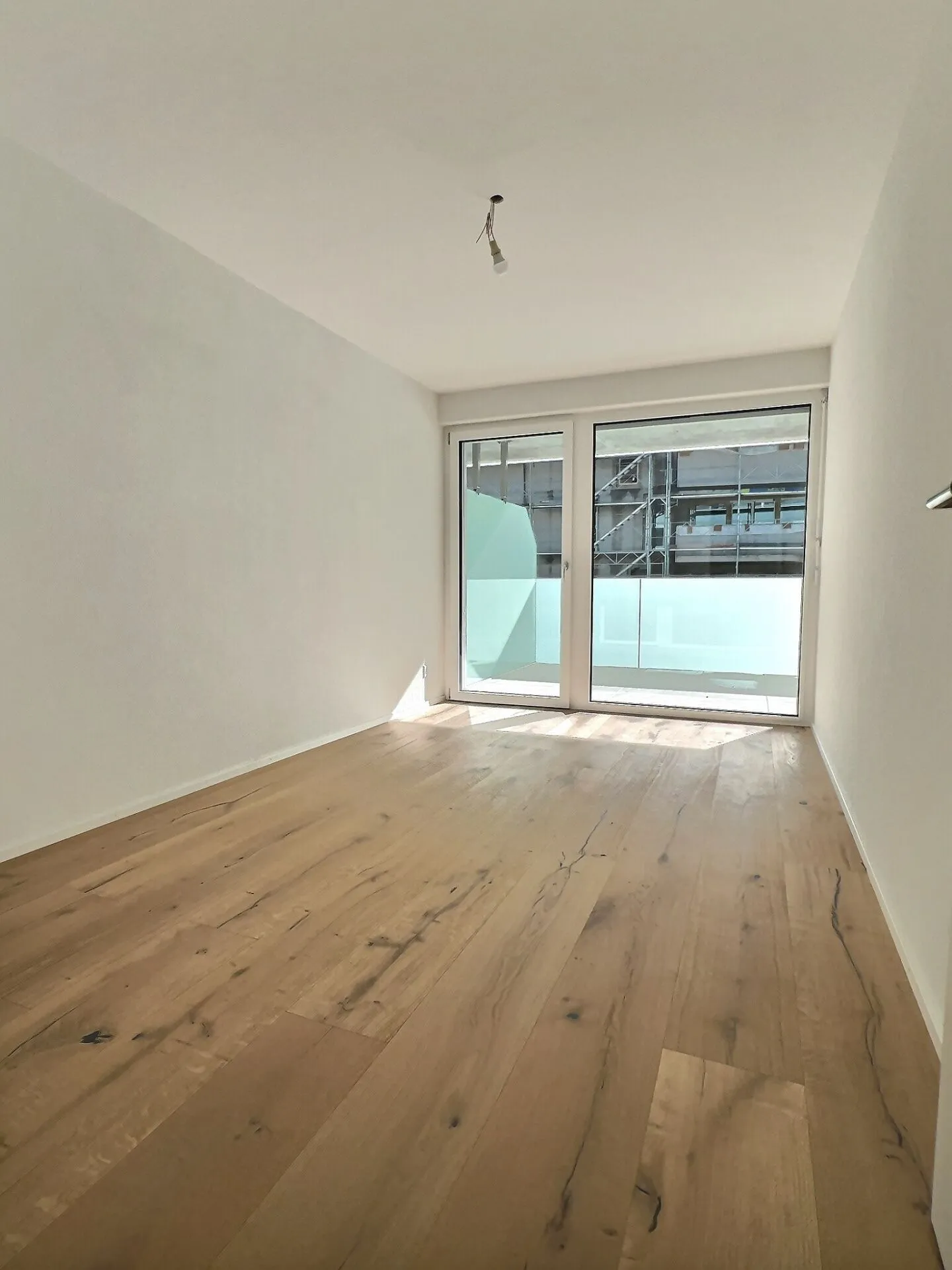 Geräumige 3,5-Zimmer-Wohnung mit großer Terrasse von 30 m2 - Foto 15 von 20
