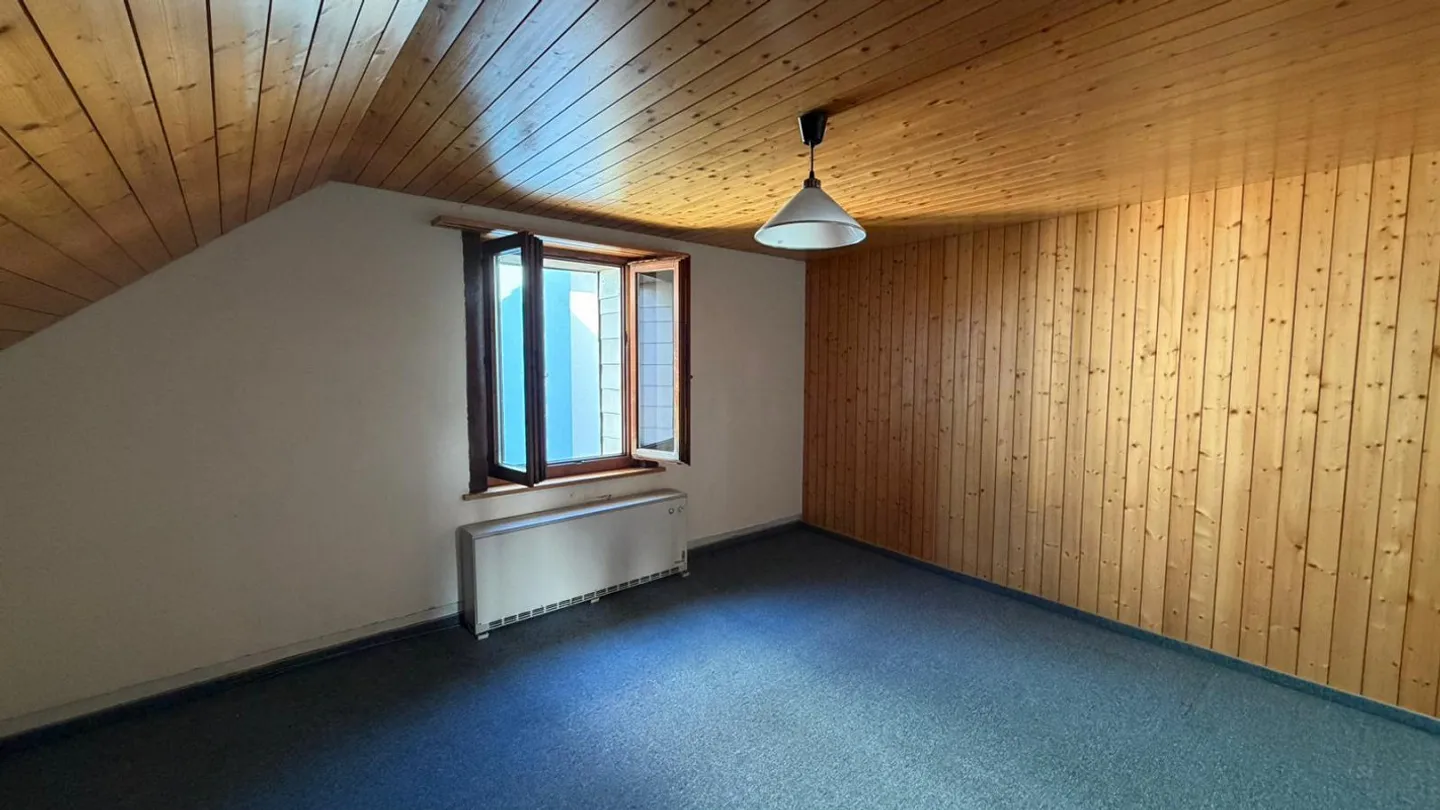 4 Room Old Building Apartment - Photo 5 of 8